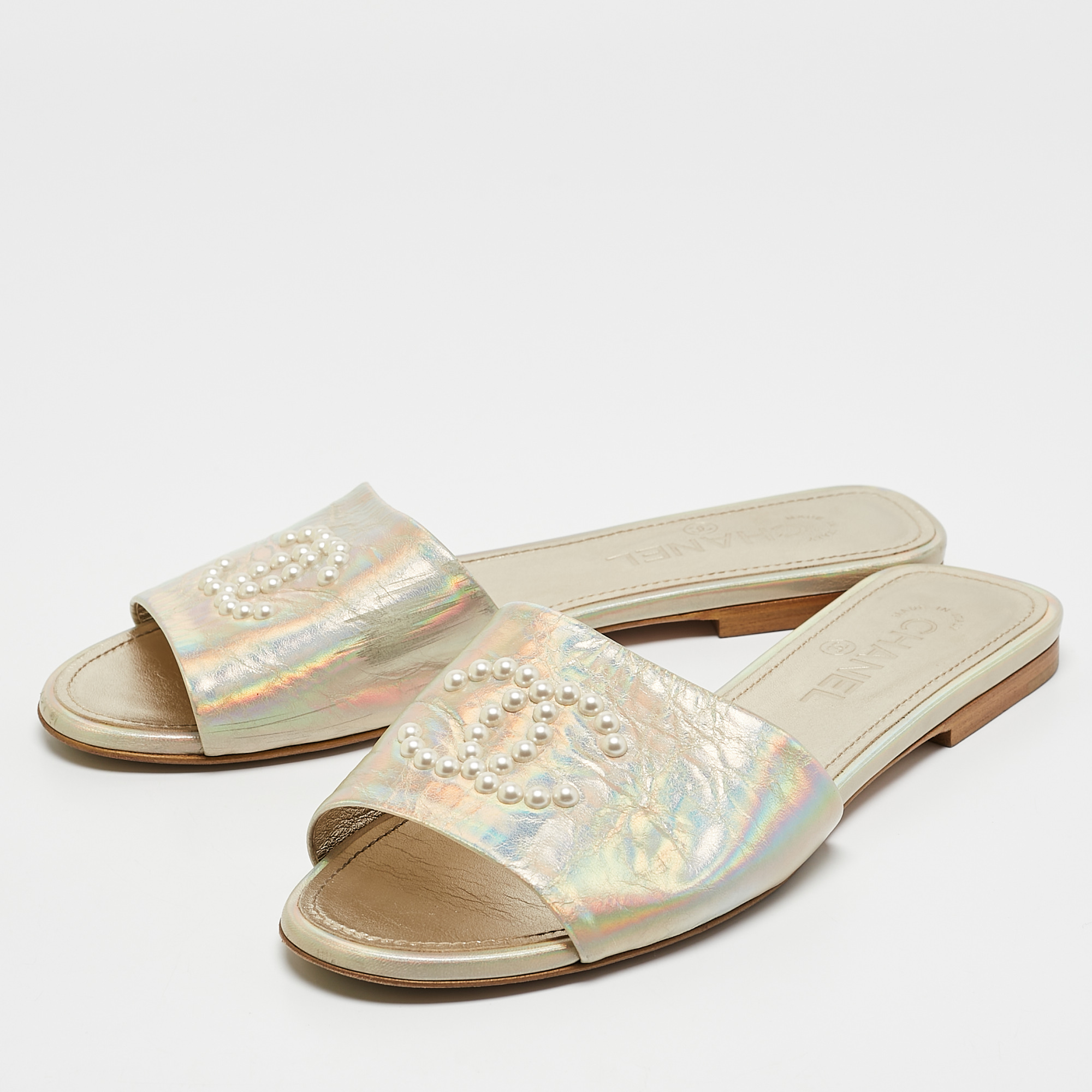Chanel Iridescent Leather CC Pear Embellished Flat Slides Size 39 