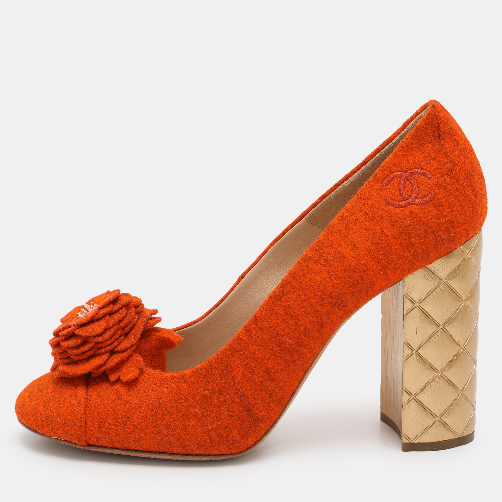 

Chanel Orange Felt Embellished Quilted Block Heel Pumps Size