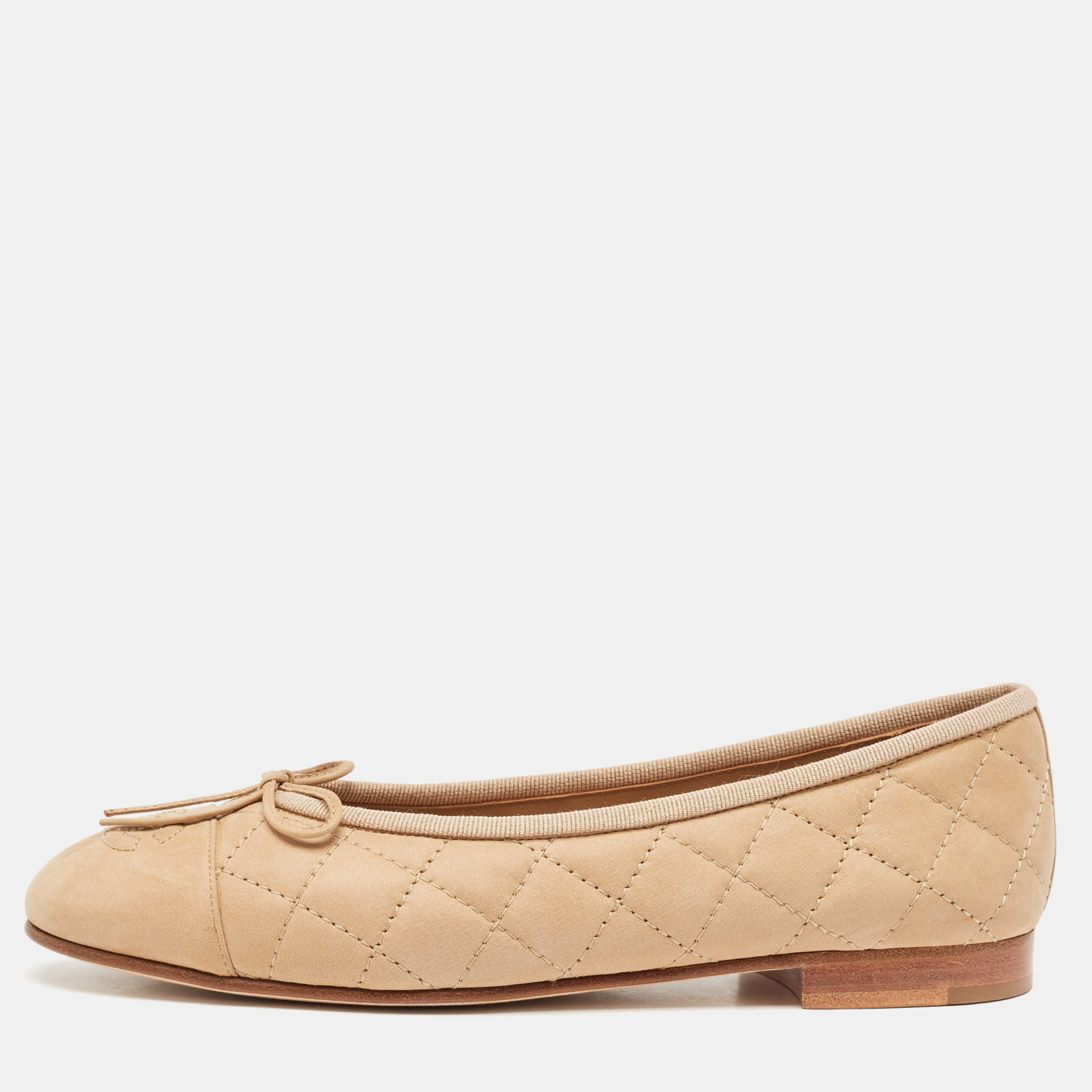 

Chanel Beige Quilted Nubuck Leather CC Cap Toe Bow Ballet Flats Size