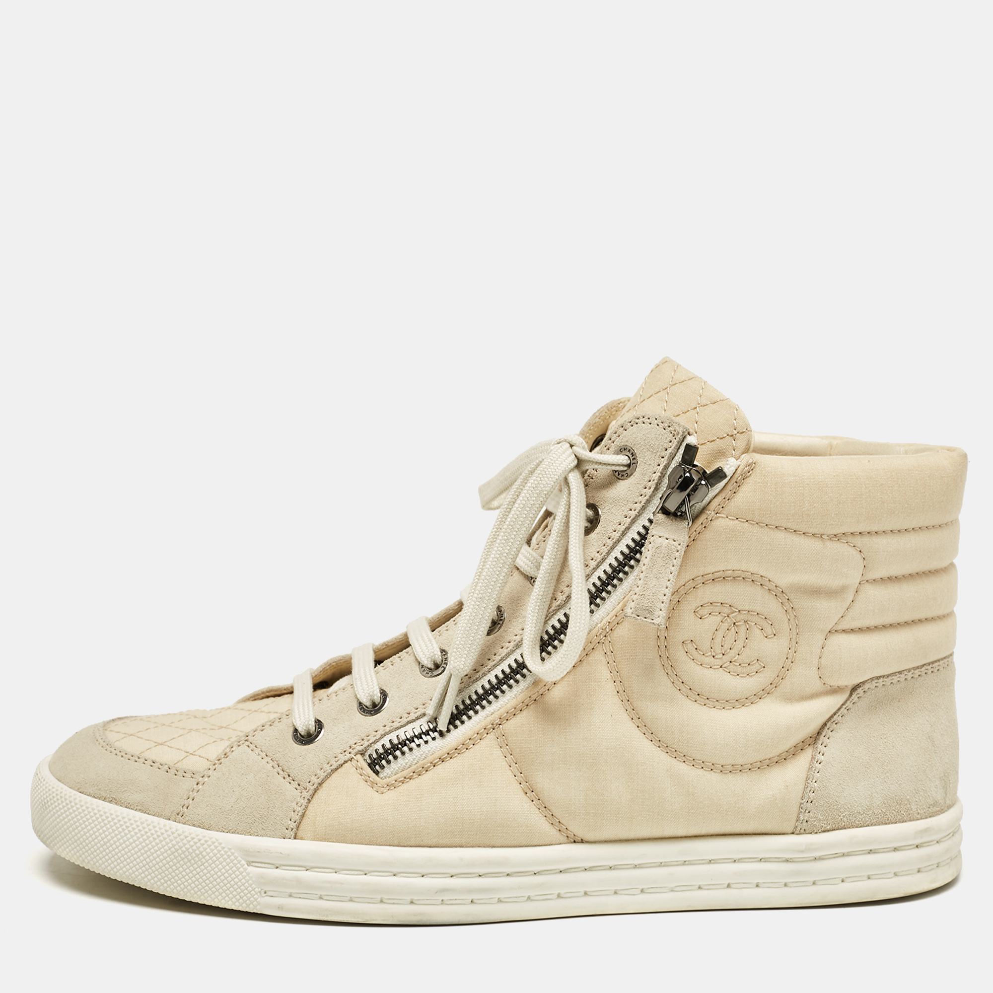 

Chanel Cream Fabric and Suede CC Side Zip High Top Sneakers Size