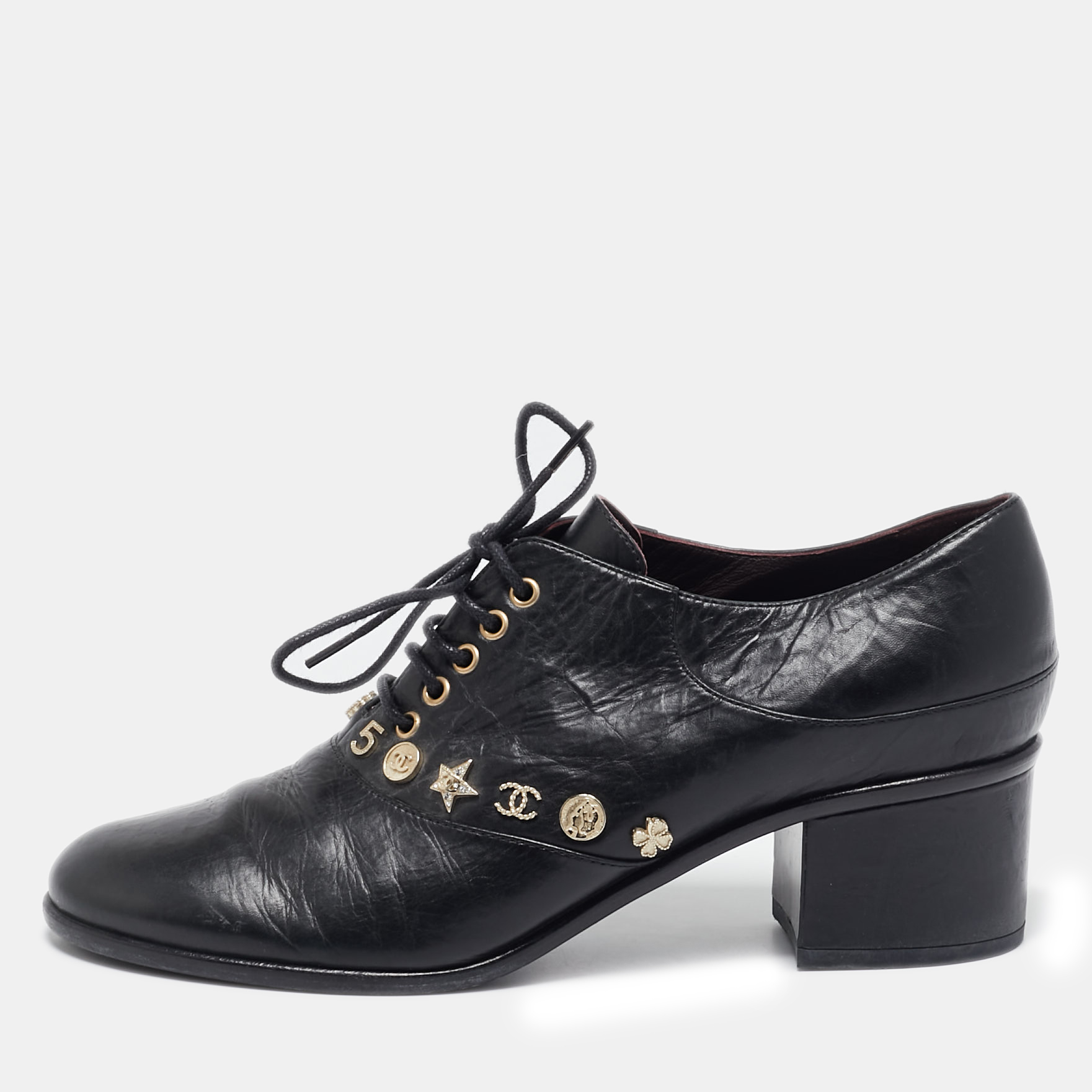 

Chanel Black Leather Lucky Charms Oxfords Size