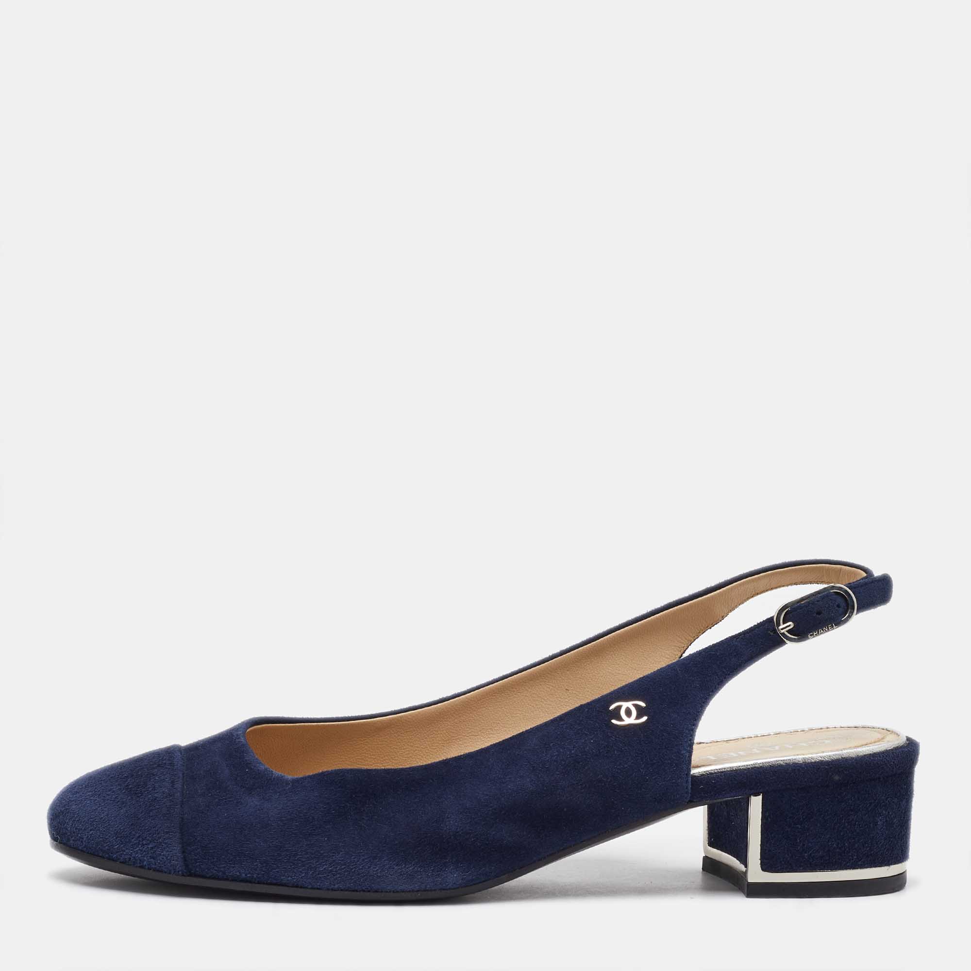 

Chanel Navy Blue Suede Cap Toe CC Slingback Pumps Size