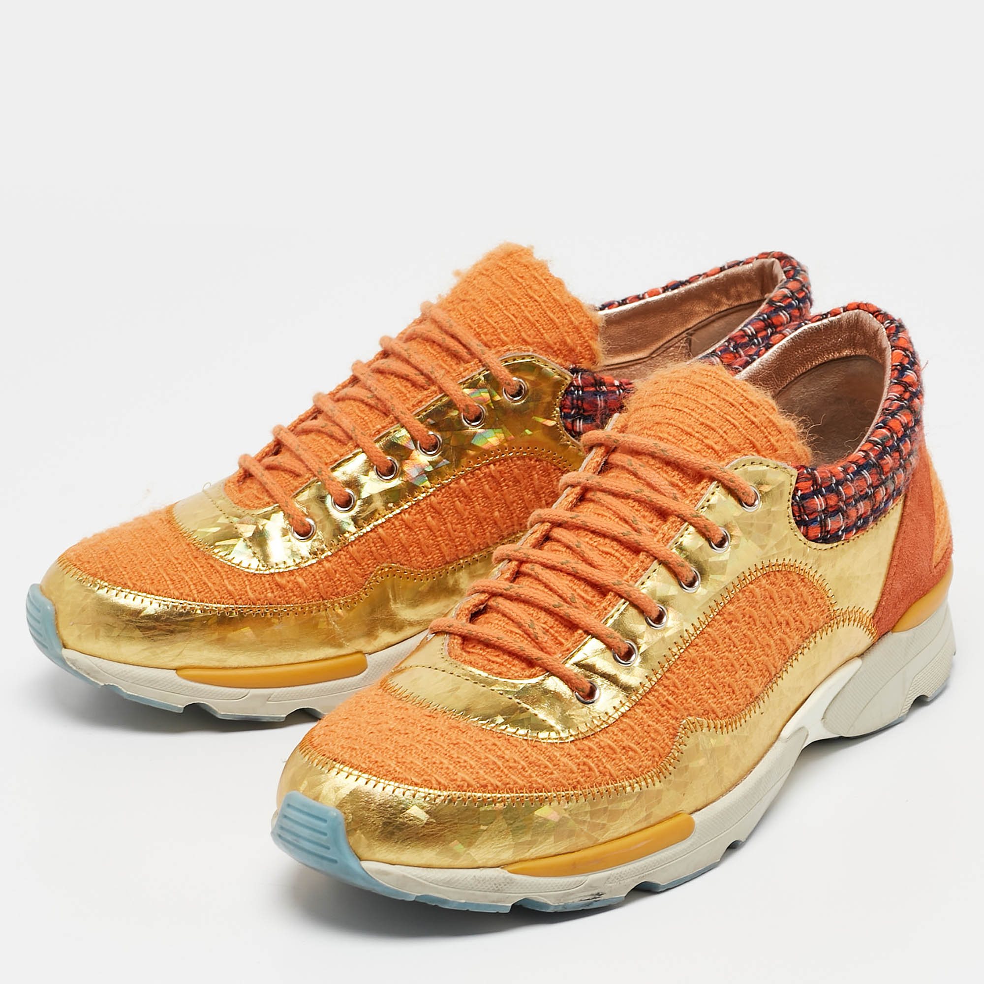 Chanel Multicolor Tweed and Leather CC Low Top Sneakers Size 38 