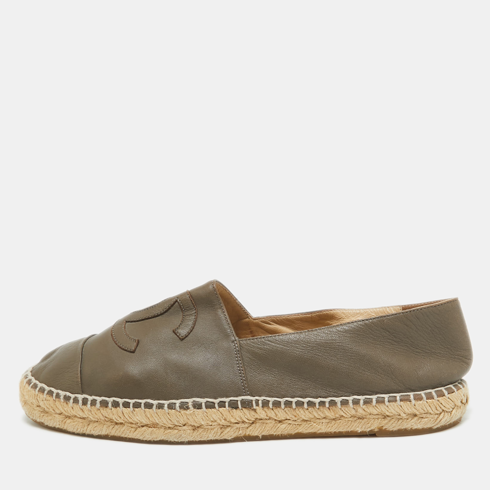 

Chanel Olive Green Leather CC Cap Toe Logo Espadrille Flats Size