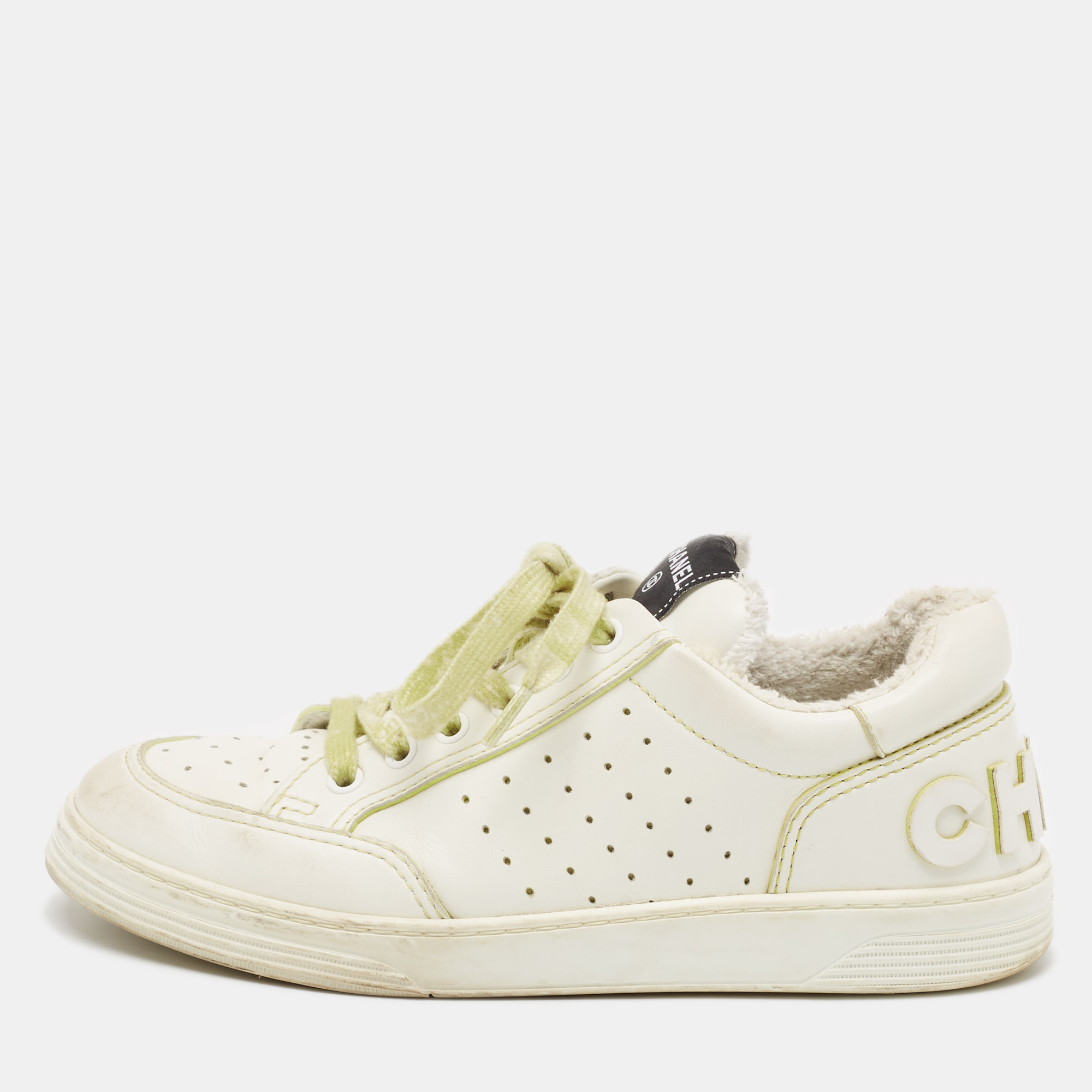 

Chanel White Perforated Leather CC Low Top Sneakers Size