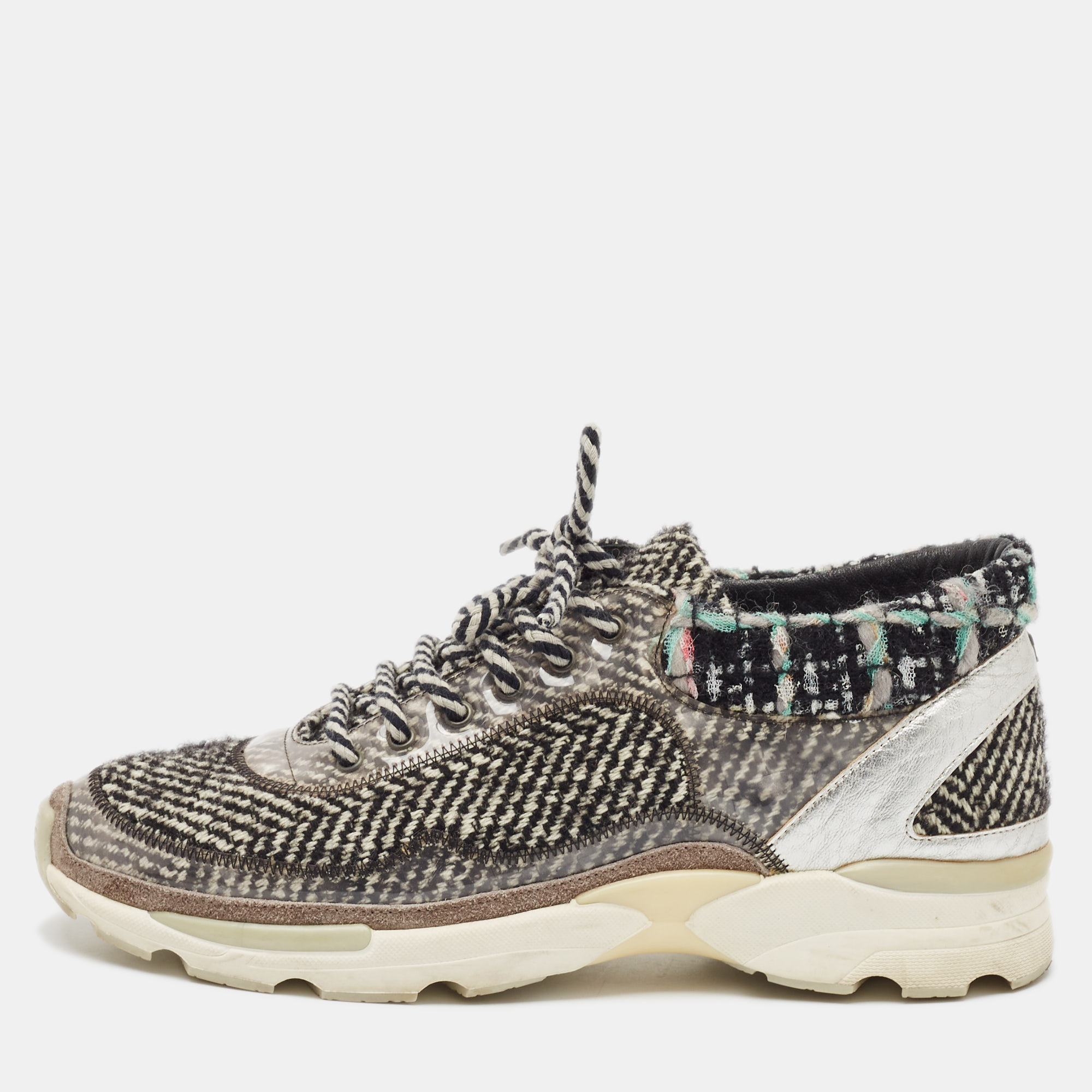 

Chanel Multicolor Tweed Fabric And Leather CC Lace Up Sneakers Size