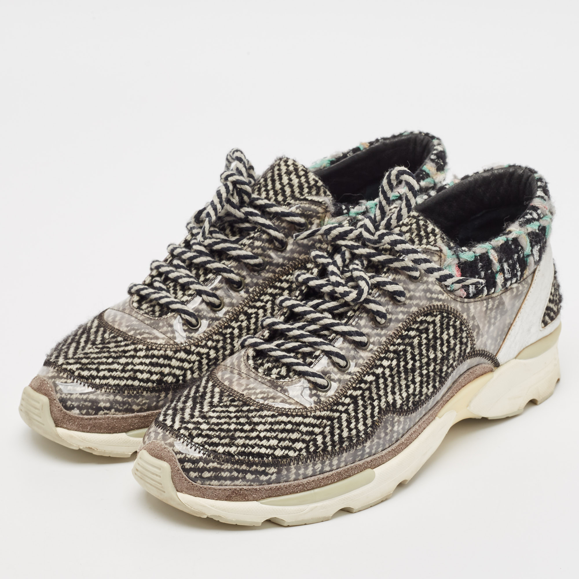 Chanel Multicolor Tweed Fabric And Leather CC Lace Up Sneakers Size 38.5 