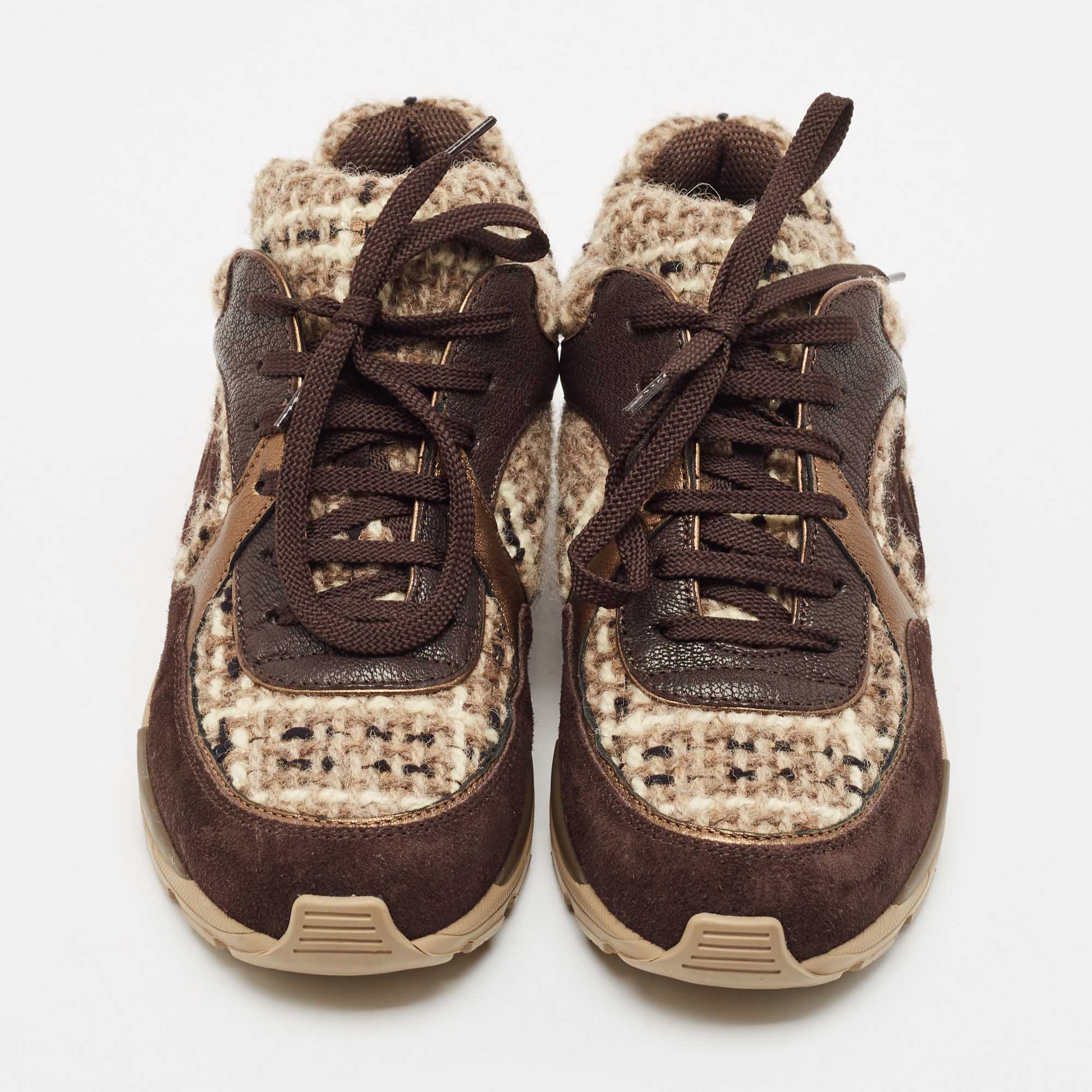 Chanel Dark Brown/Beige Suede and Tweed Low Top Sneakers Size 38.5 