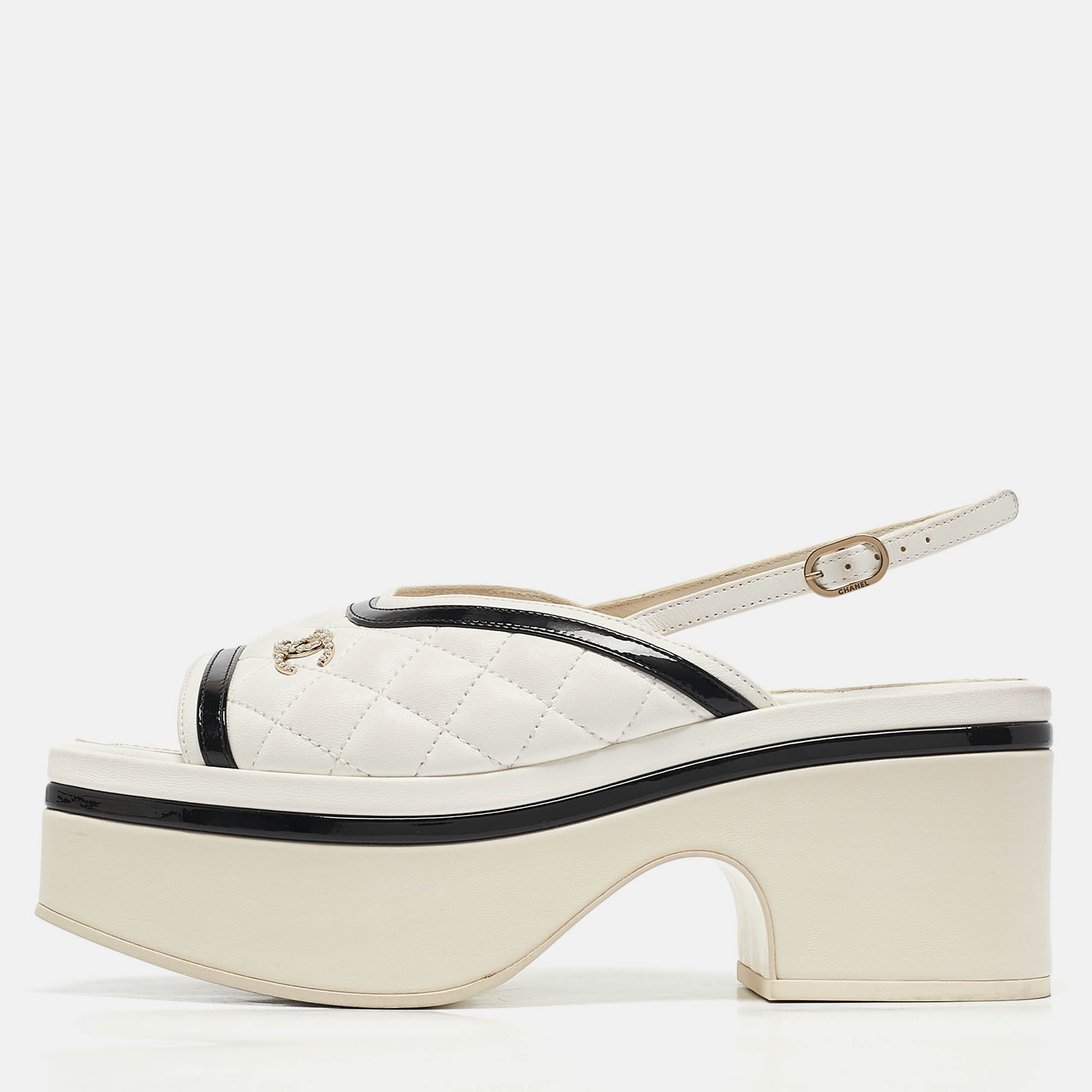 

Chanel White/Black Leather and Patent Leather Slingback Sandals Size