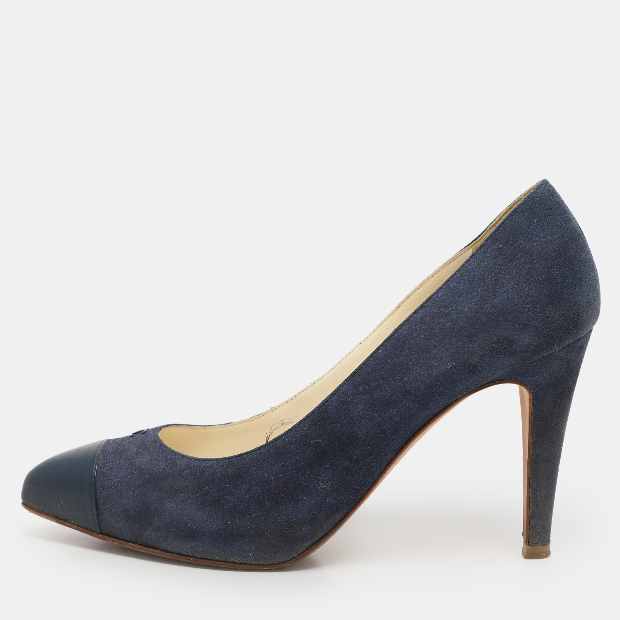 

Chanel Blue Leather and Suede CC Cap Toe Pumps Size