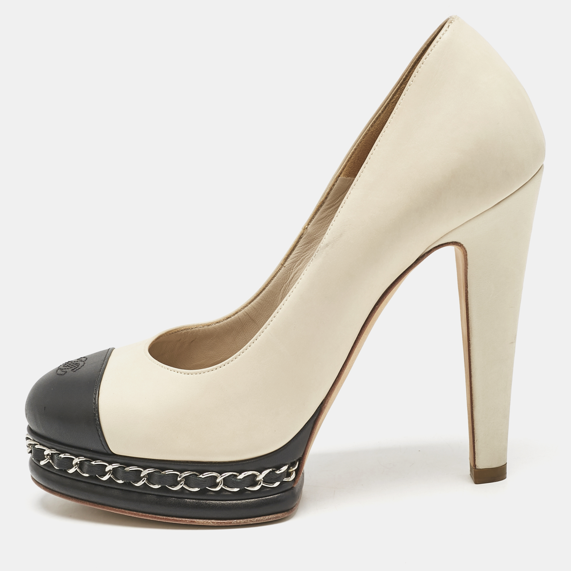 

Chanel Beige/Black Leather CC Cap Toe Chain Link Platform Pumps Size