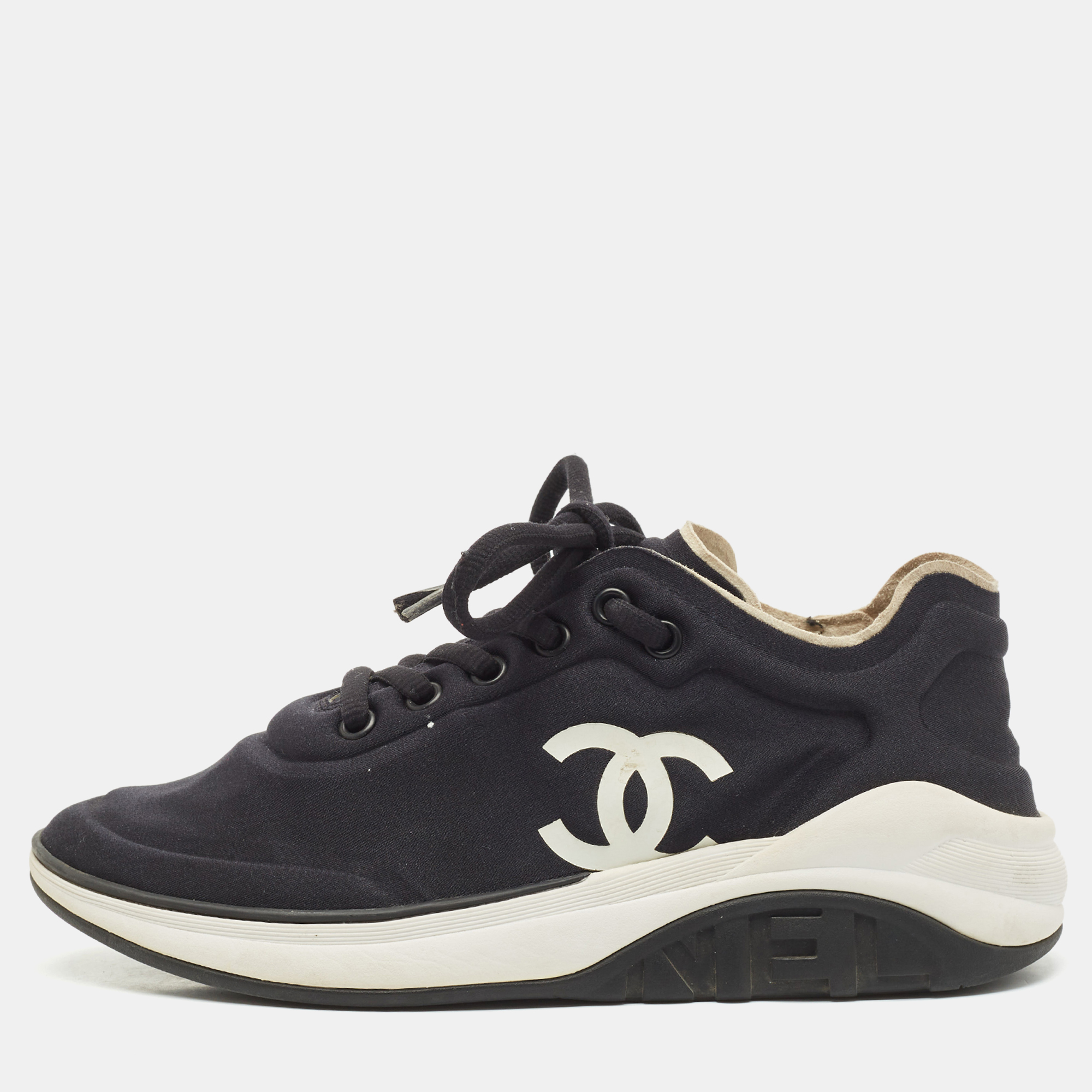 

Chanel Black Neoprene CC Low Top Sneakers Size