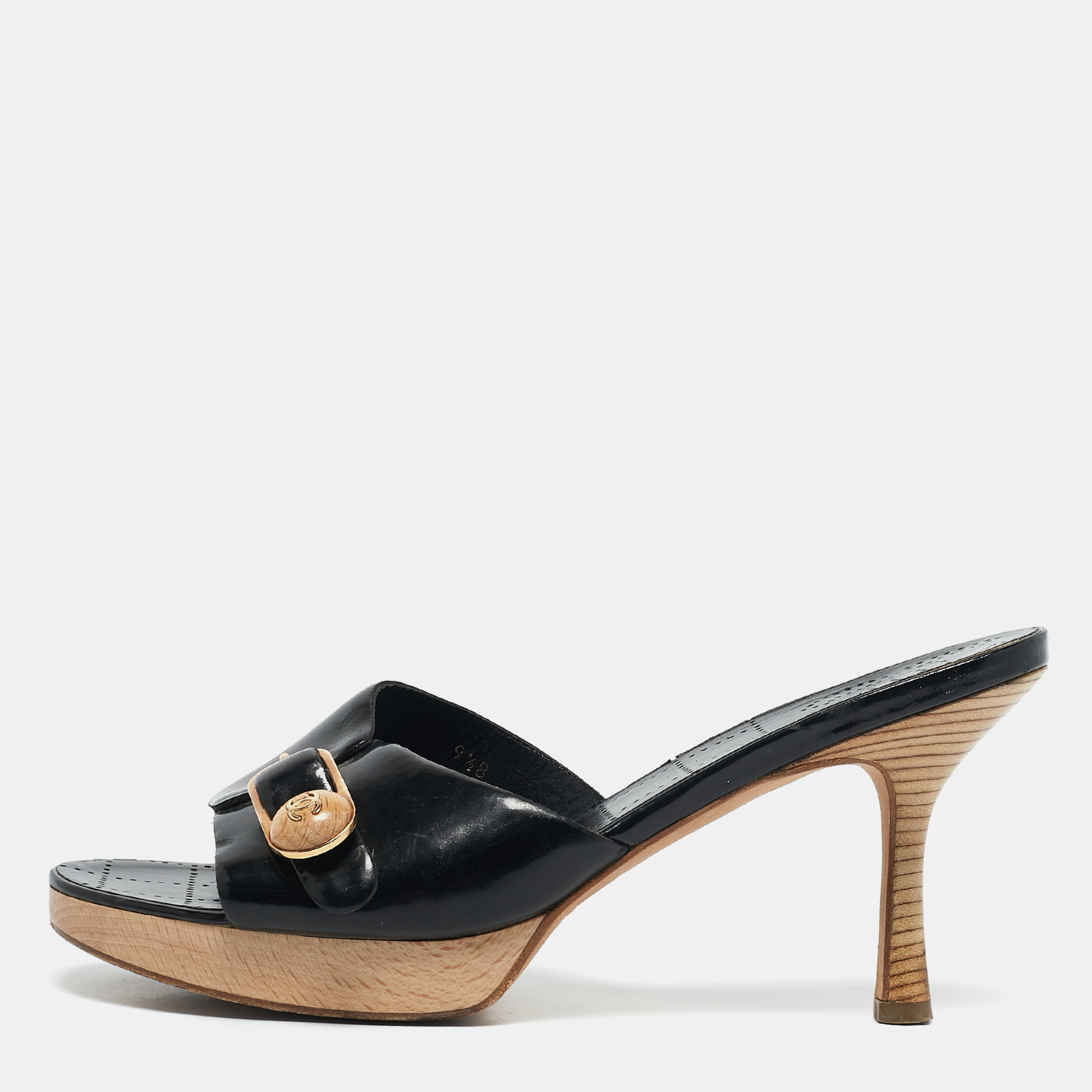 

Chanel Black Patent Leather Platform Slide Sandals Size