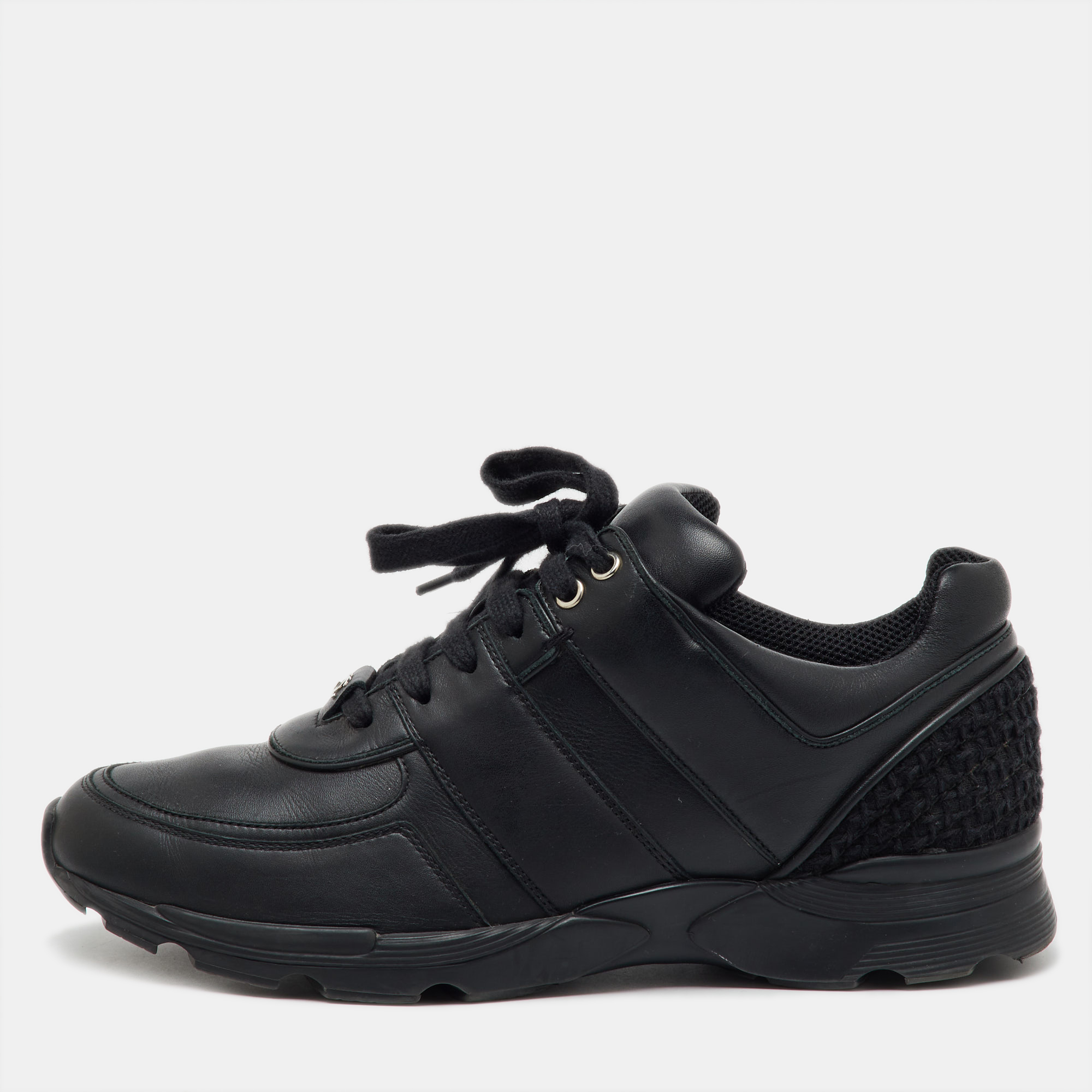 

Chanel Black Leather and Tweed CC Low Top Sneakers Size