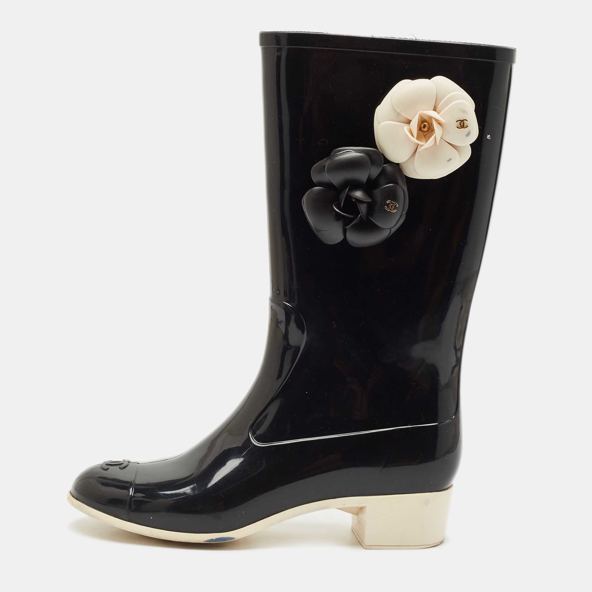 

Chanel Black Rubber Camellia Embellished CC Rain Boots Size