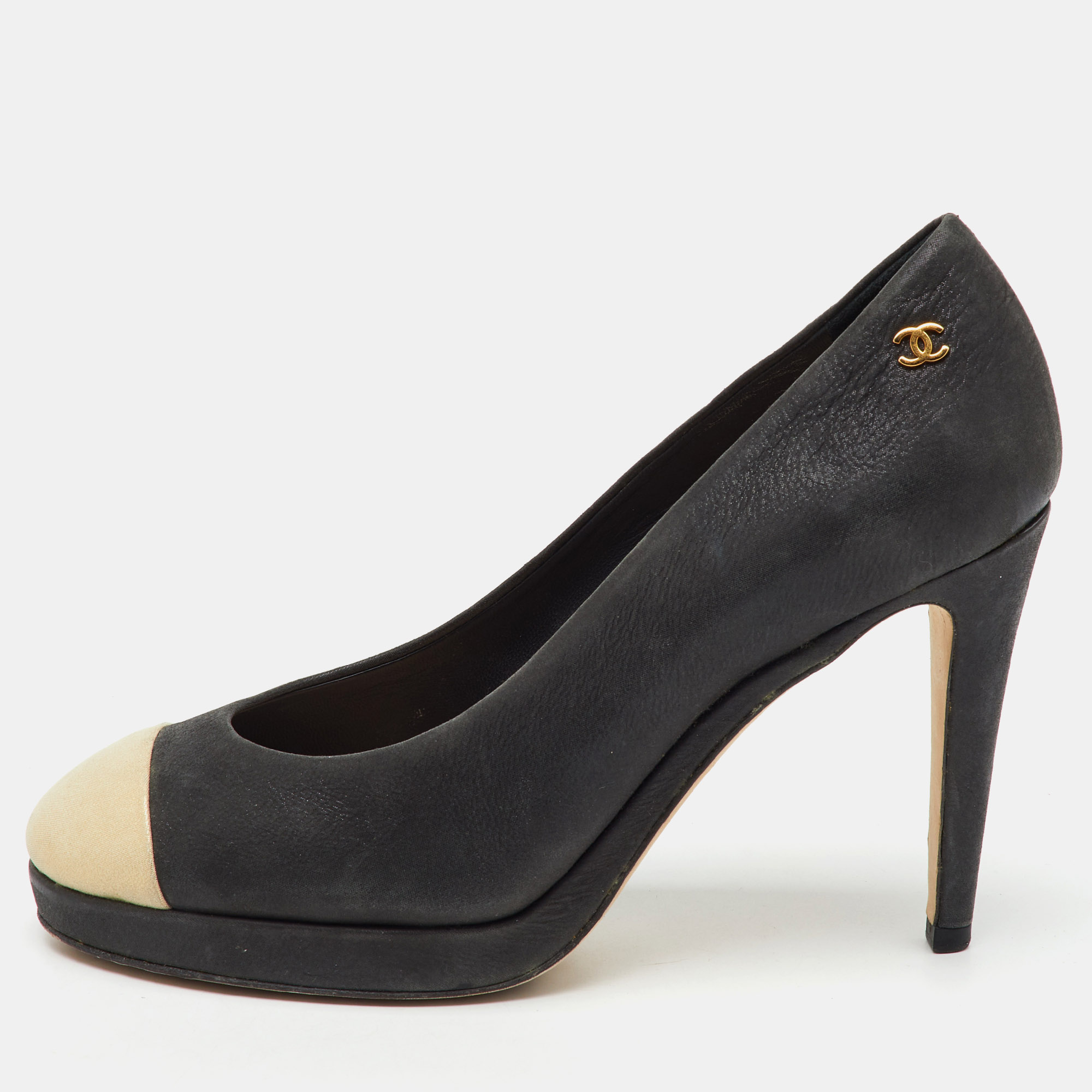 

Chanel Black/Beige Nubuck Leather CC Cap Toe Platform Pumps Size