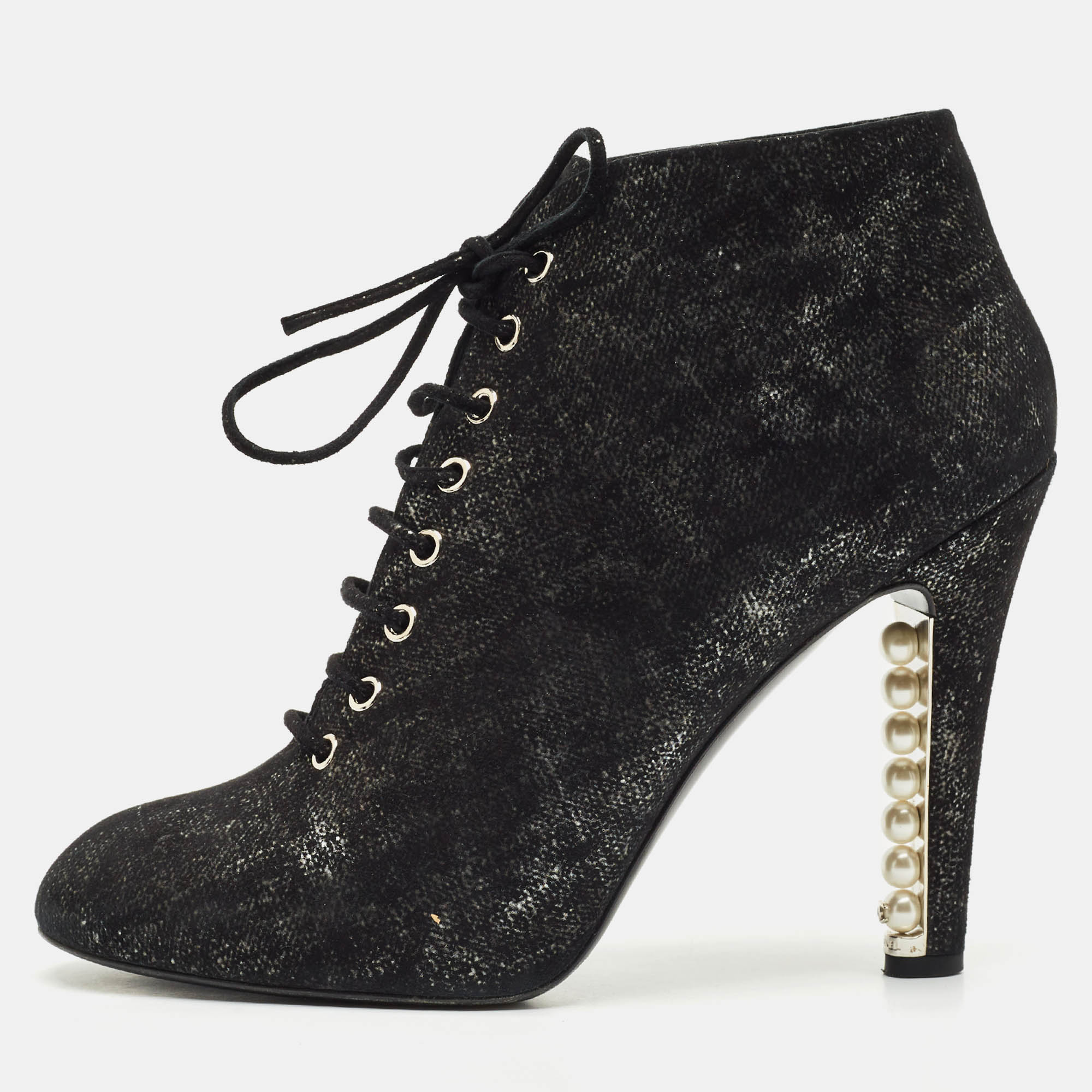 

Chanel Black/Silver Suede Pearl Heel Lace Up Booties Size