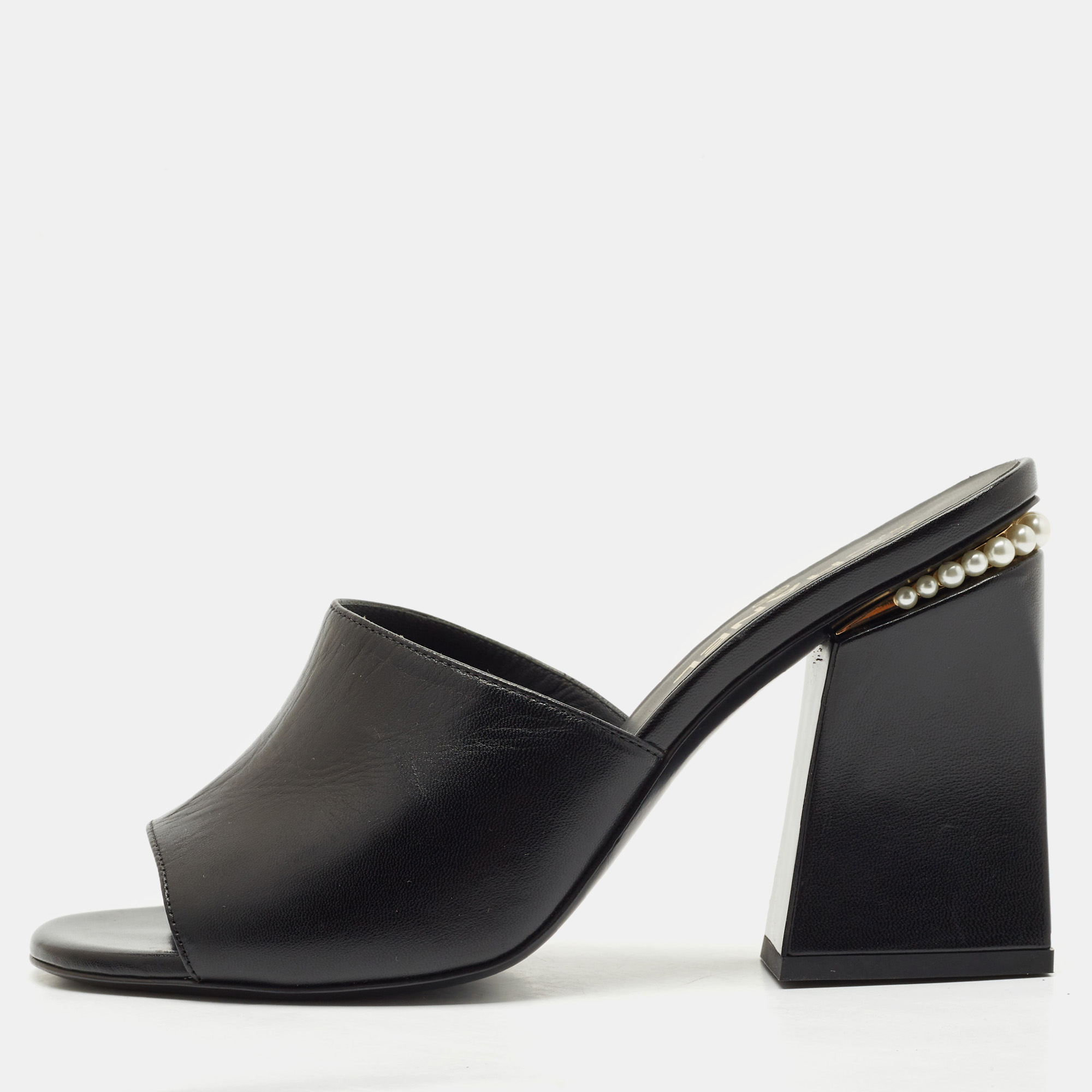 

Chanel Black Leather Pearl Embellished Slide Sandals Size