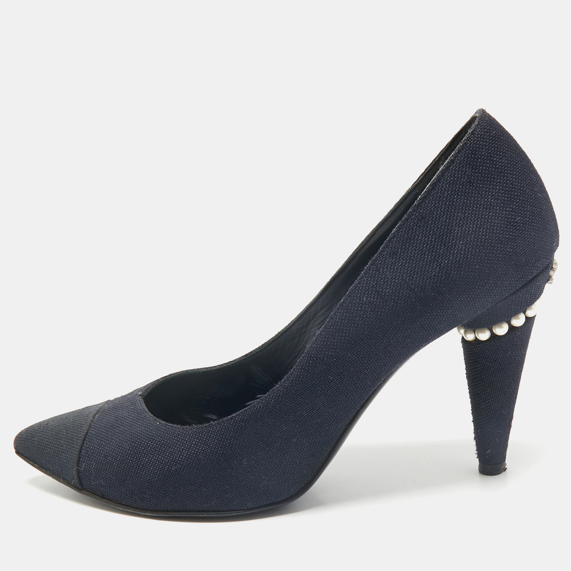 

Chanel Navy Blue Canvas Embellished Pointed Toe Pumps Size