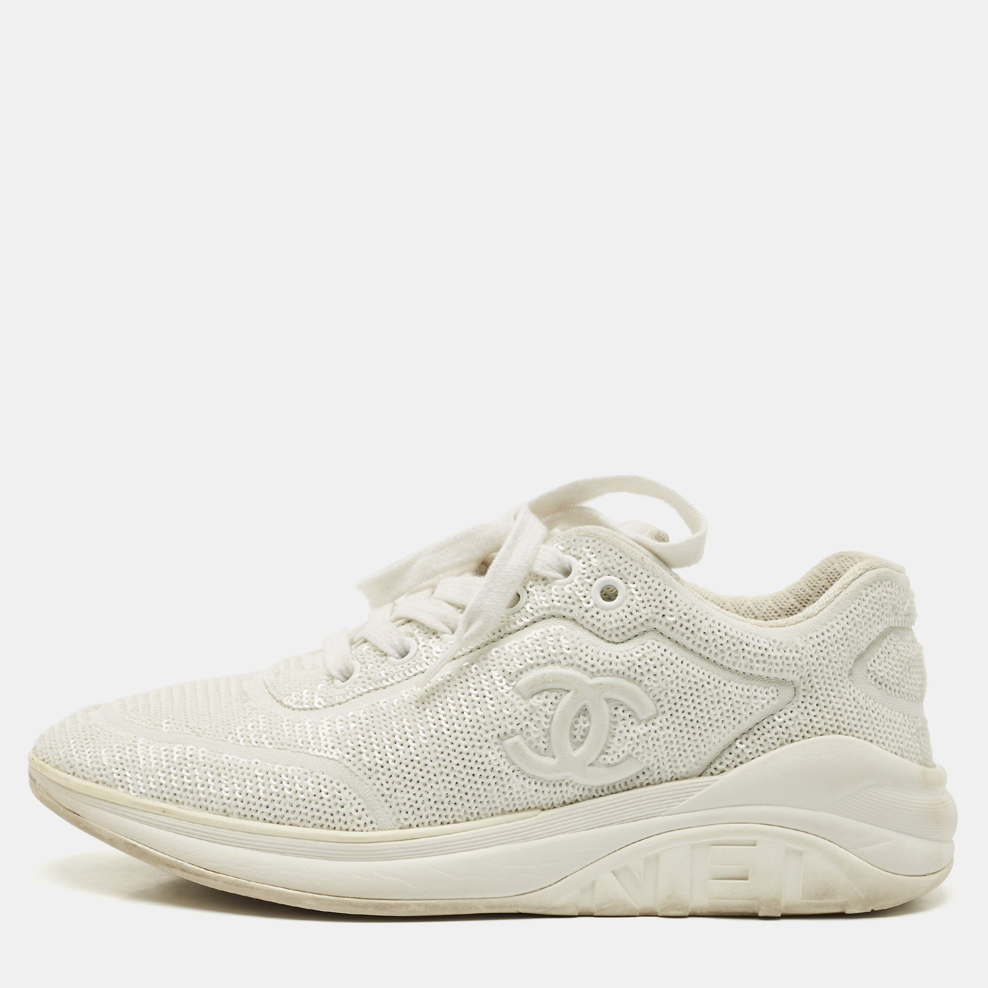 

Chanel White Sequin and Leather CC Low Top Sneakers Size