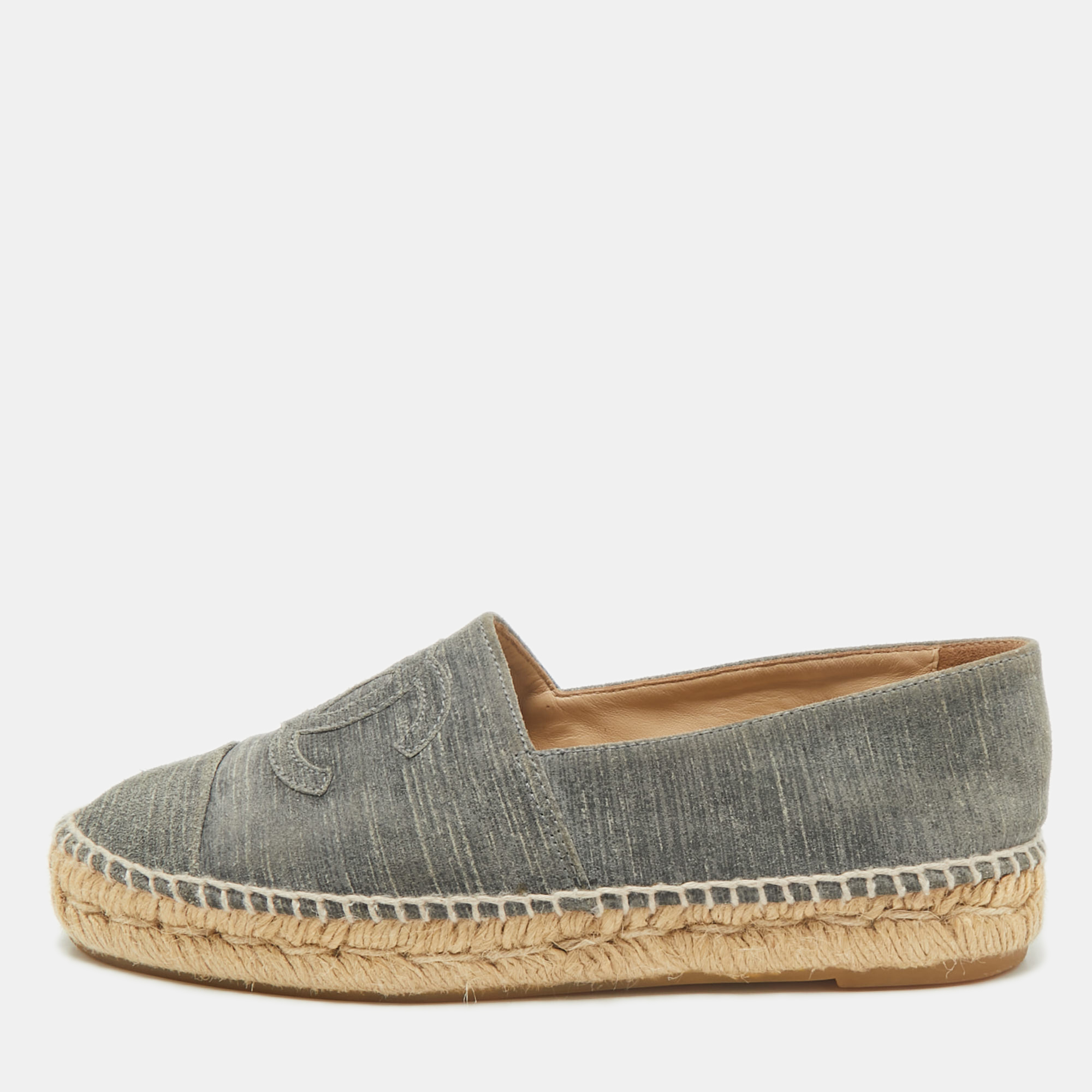 

Chanel Grey Suede CC Cap Toe Espadrille Flats Size