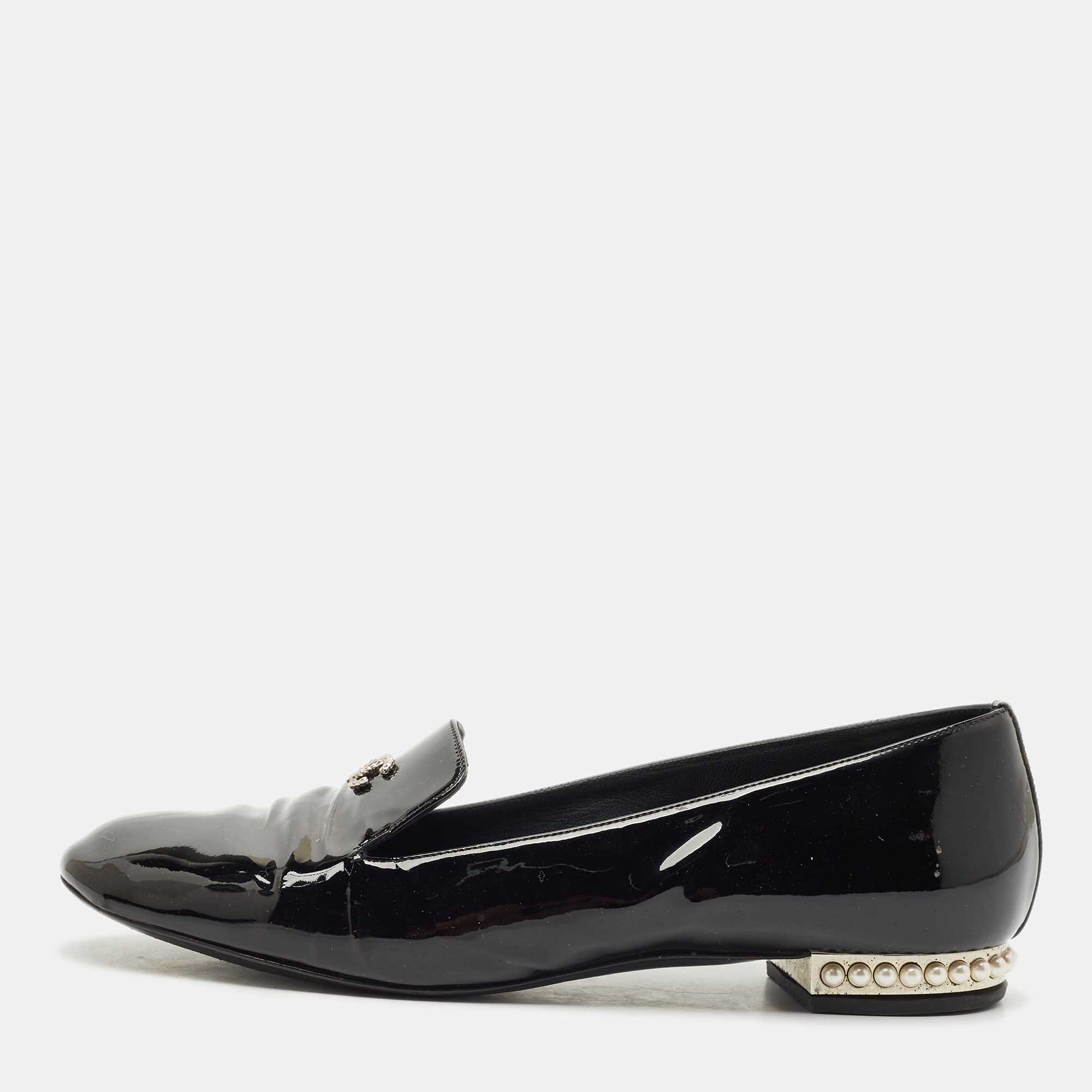 

Chanel Black Patent Leather CC Pearl Embellished Ballet Flats Size