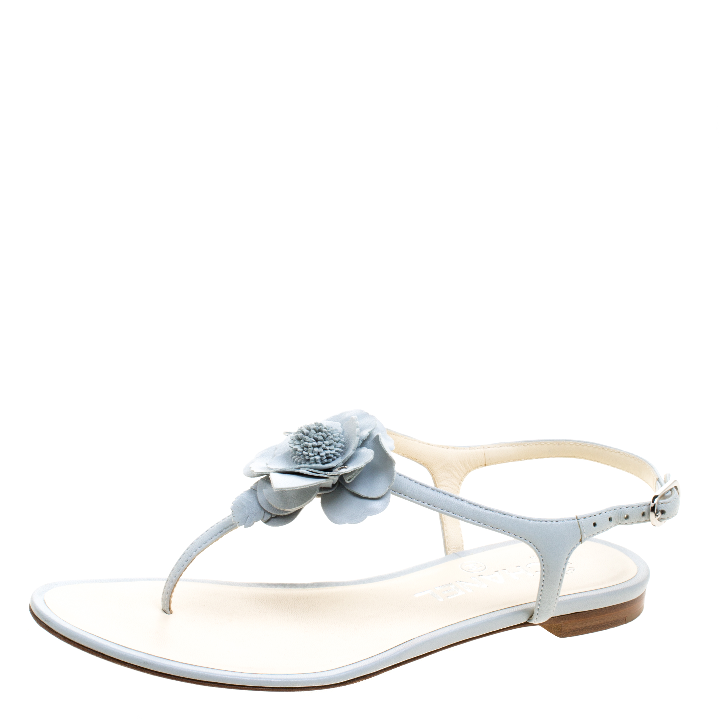 Chanel Grey Leather Camellia Thong Sandals Size 35