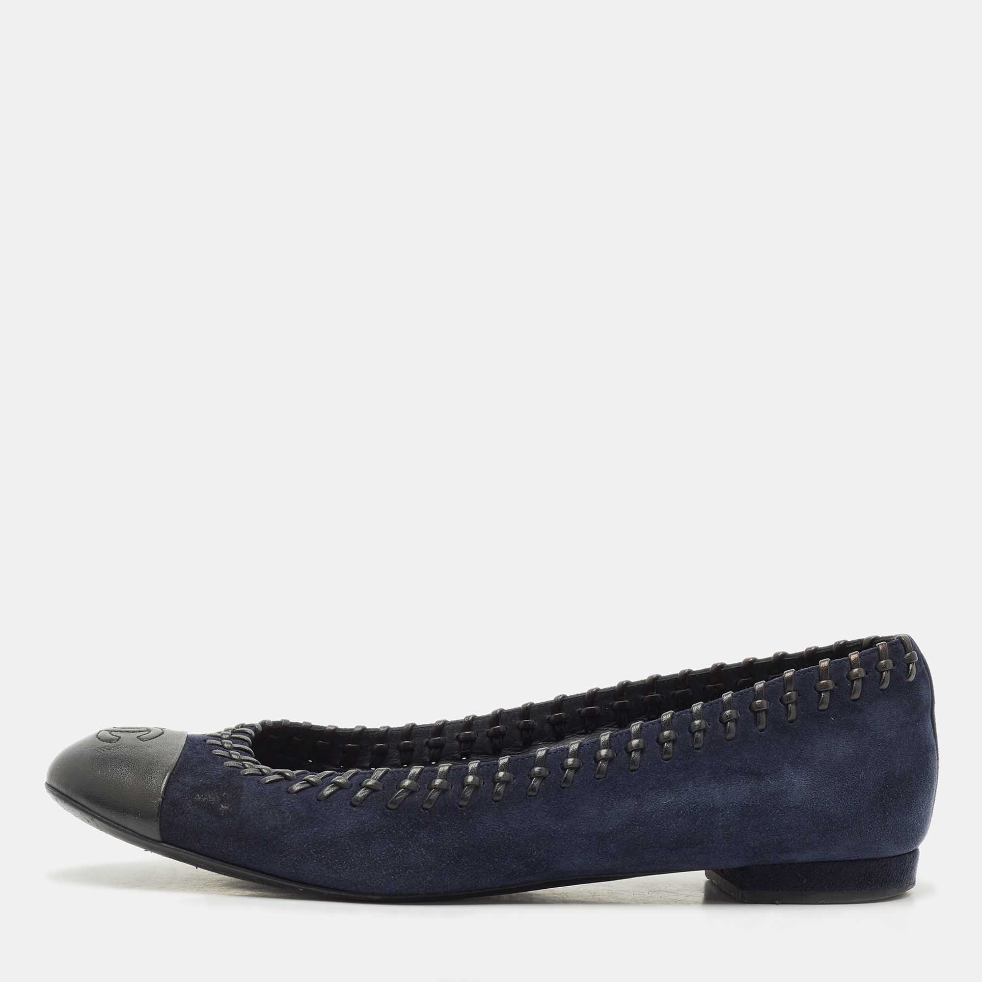 

Chanel Navy Blue/Black Suede and Leather Whip Stitch Ballet Flats Size