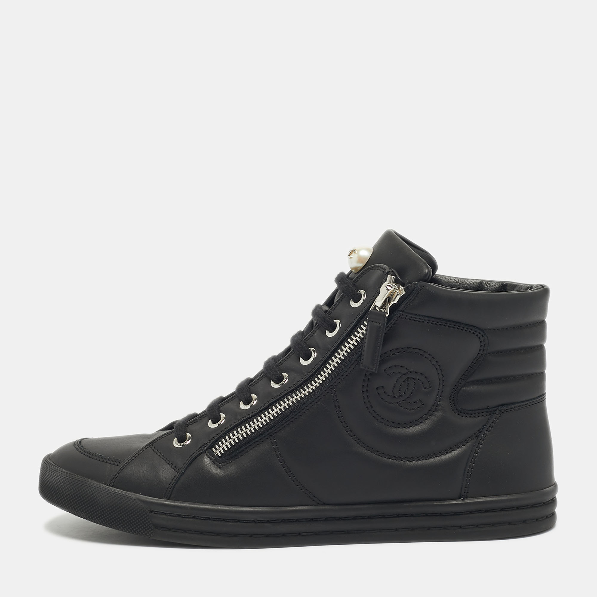 

Chanel Black Leather and Rubber High Top Sneakers Size