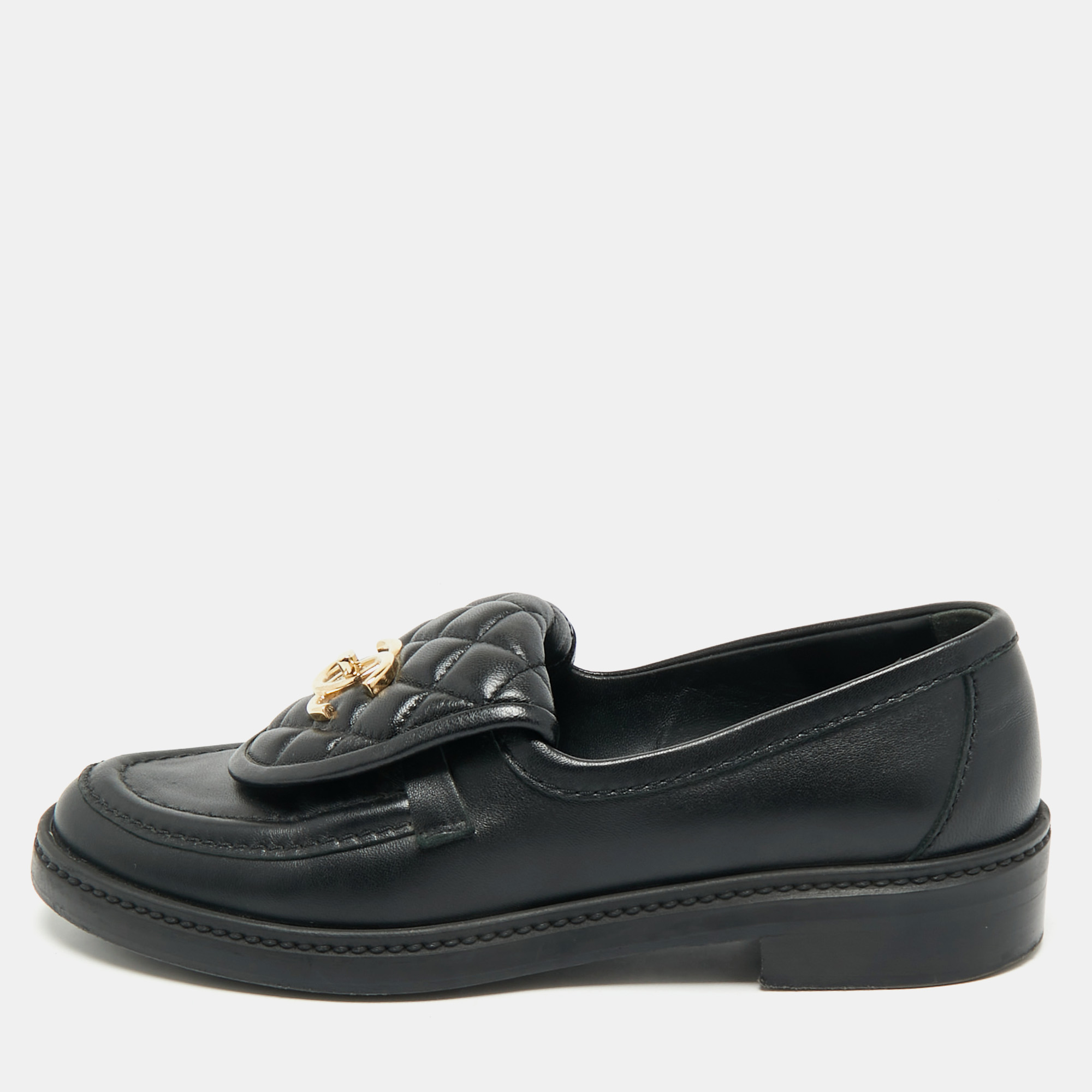 

Chanel Black Quilted Leather CC Turnlock Loafers Size