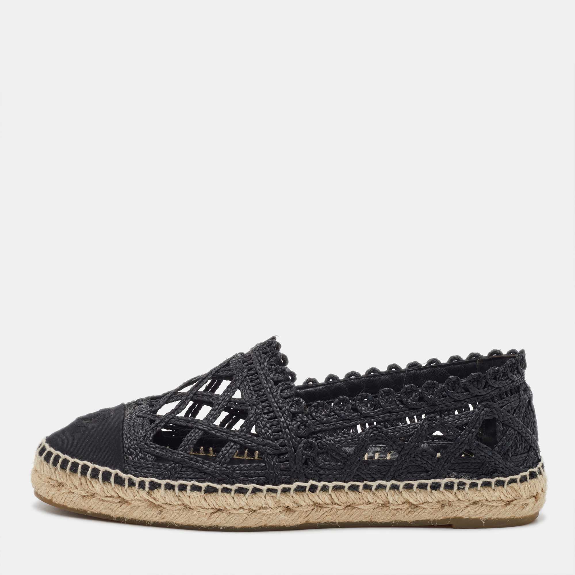 Pre-owned Chanel Black Woven Raffia And Canvas Cc Cap Toe Espadrille Flats Size 39