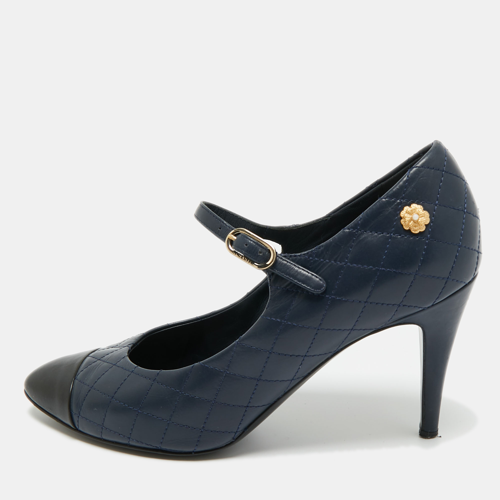 

Chanel Navy Blue/Black Leather CC Mary Jane Pumps Size