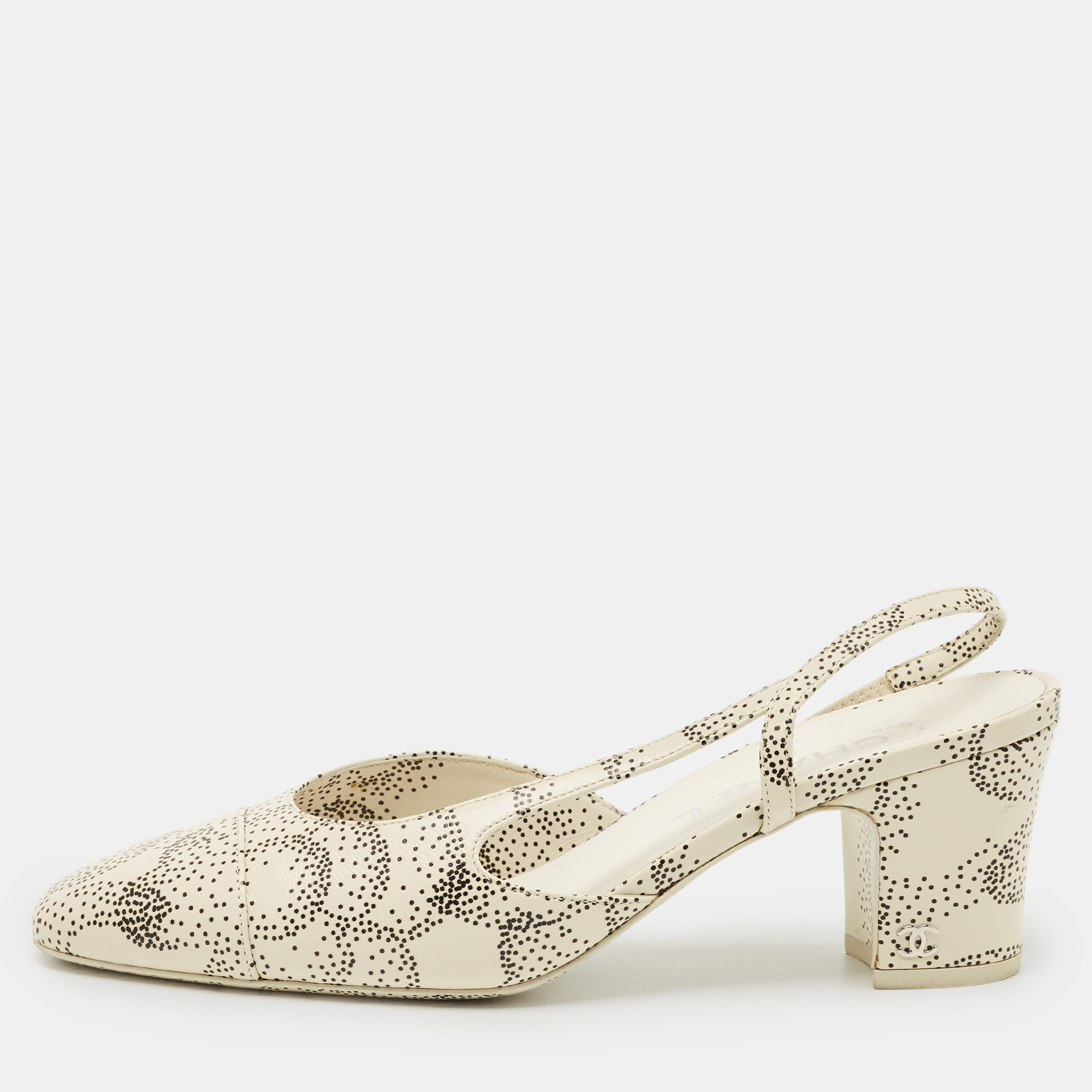 Pre-owned Chanel Cream Leather Cap Toe Slingback Pumps Size 38.5 In White