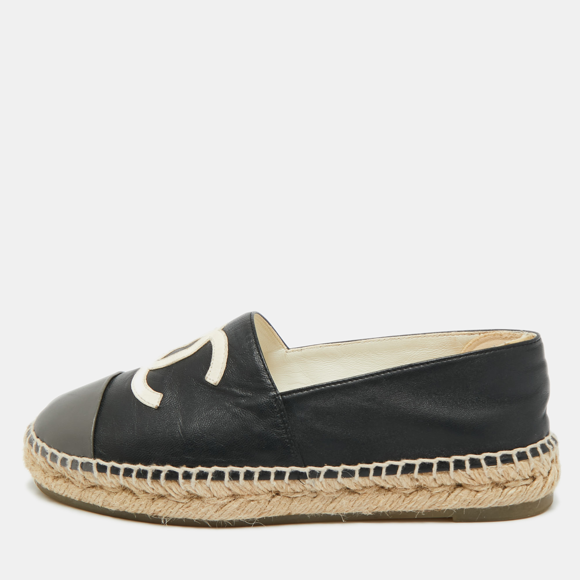 Pre-owned Chanel Black/grey Leather Cc Cap Toe Espadrille Flats Size 36