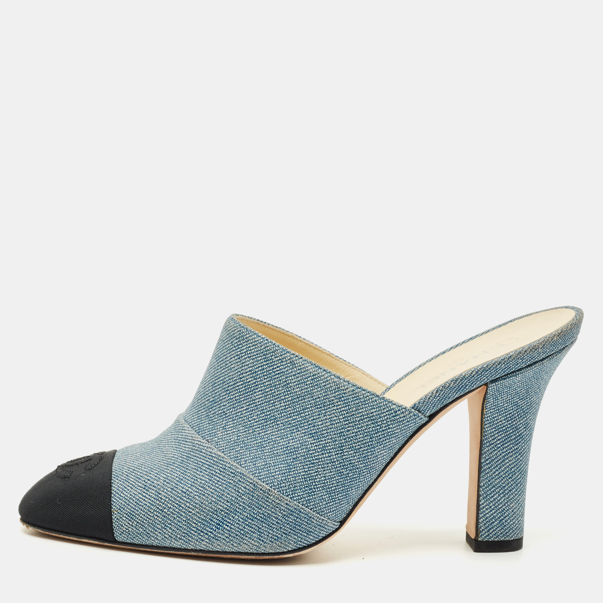 

Chanel Blue/Black Denim and Fabric CC Cap Toe Mules Size