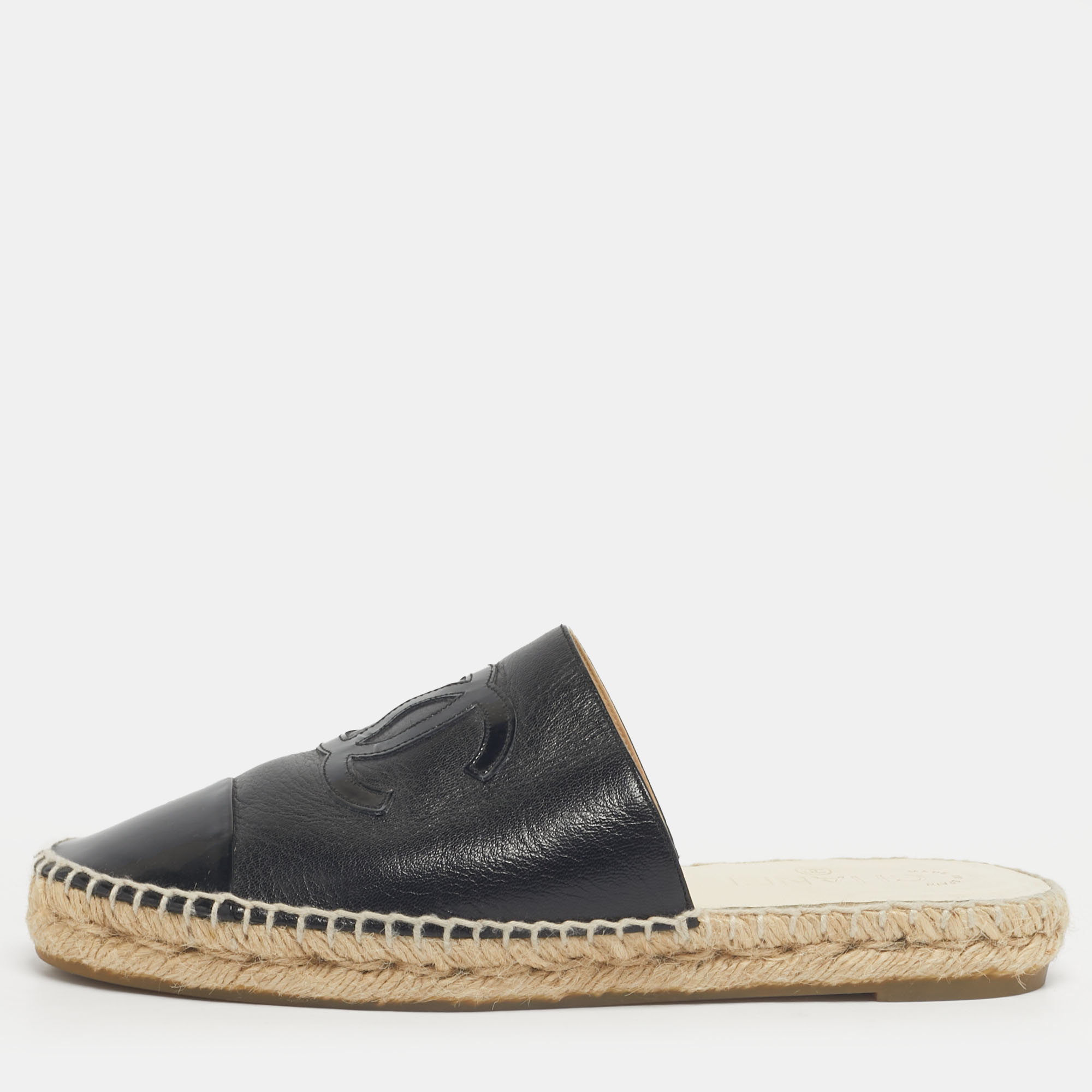 

Chanel Black Patent and Leather CC Espadrille Mules Size