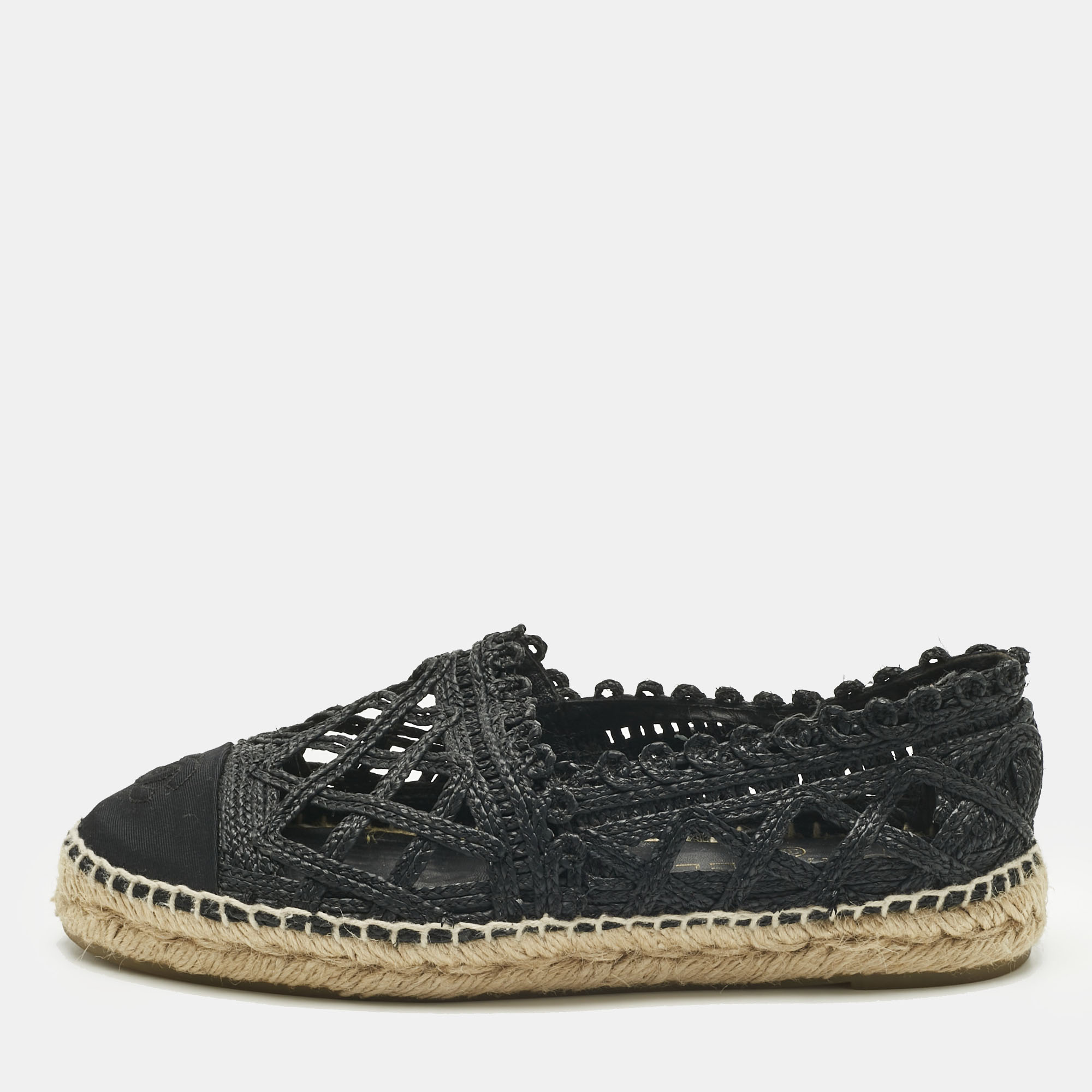 Pre-owned Chanel Black Canvas And Straw Cc Espadrille Flats Size 38