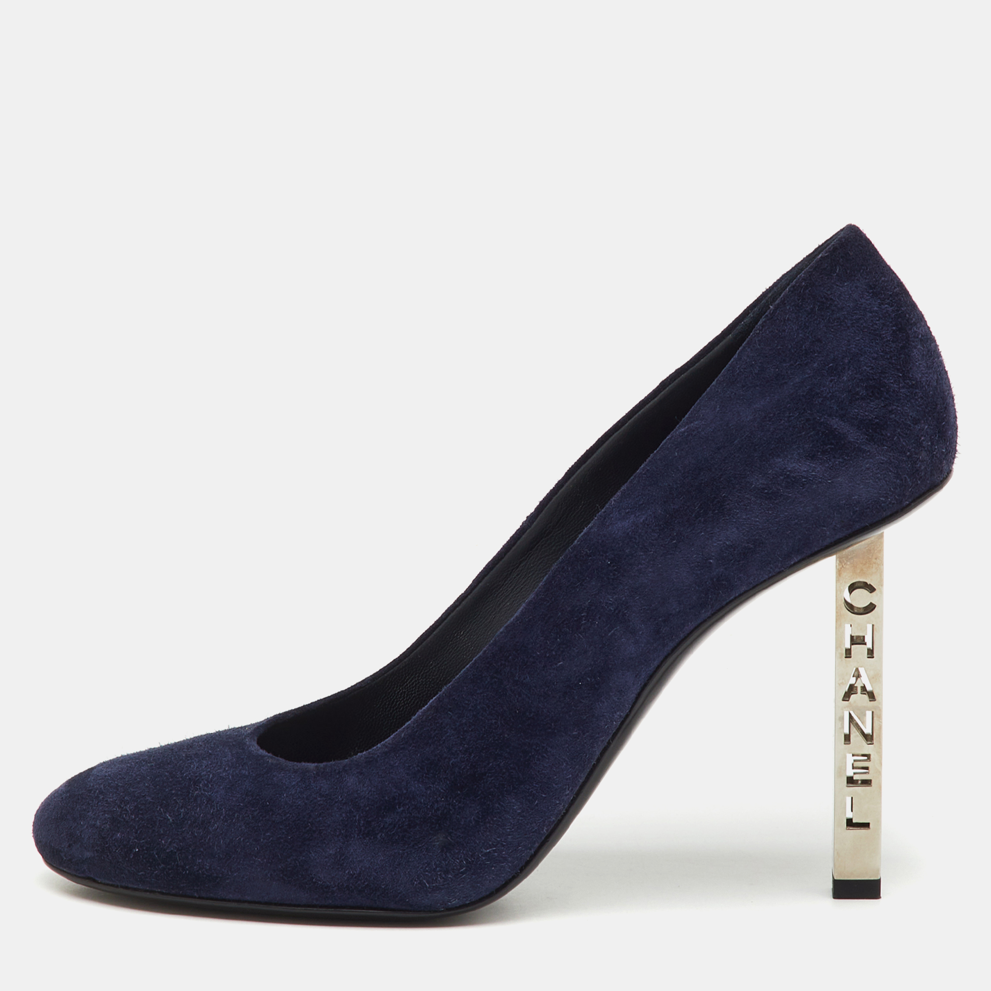 

Chanel Navy Blue Suede Round Toe Logo Metal Heel Pumps Size