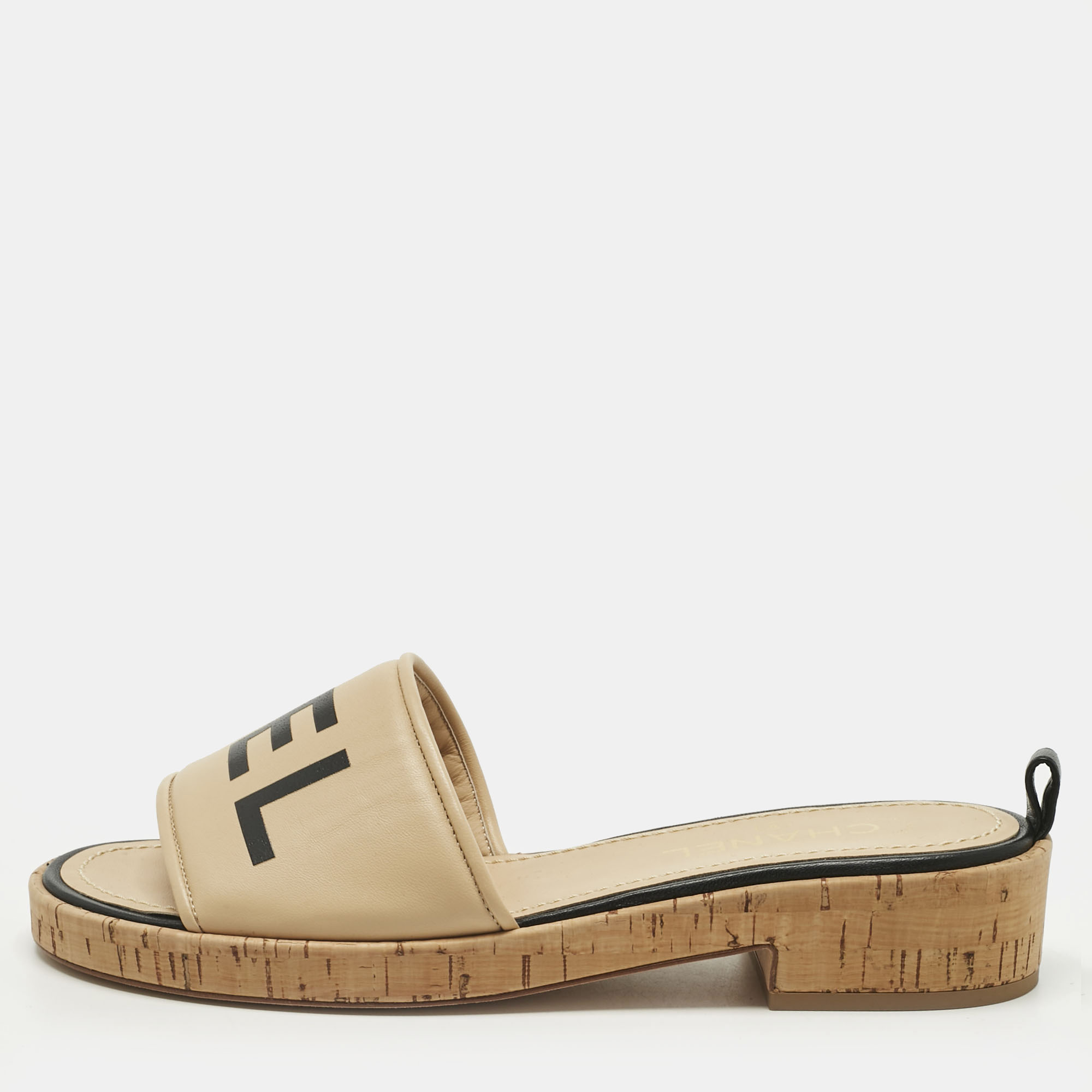 Pre-owned Chanel Beige Logo Leather Cork Slide Sandals Size 39.5