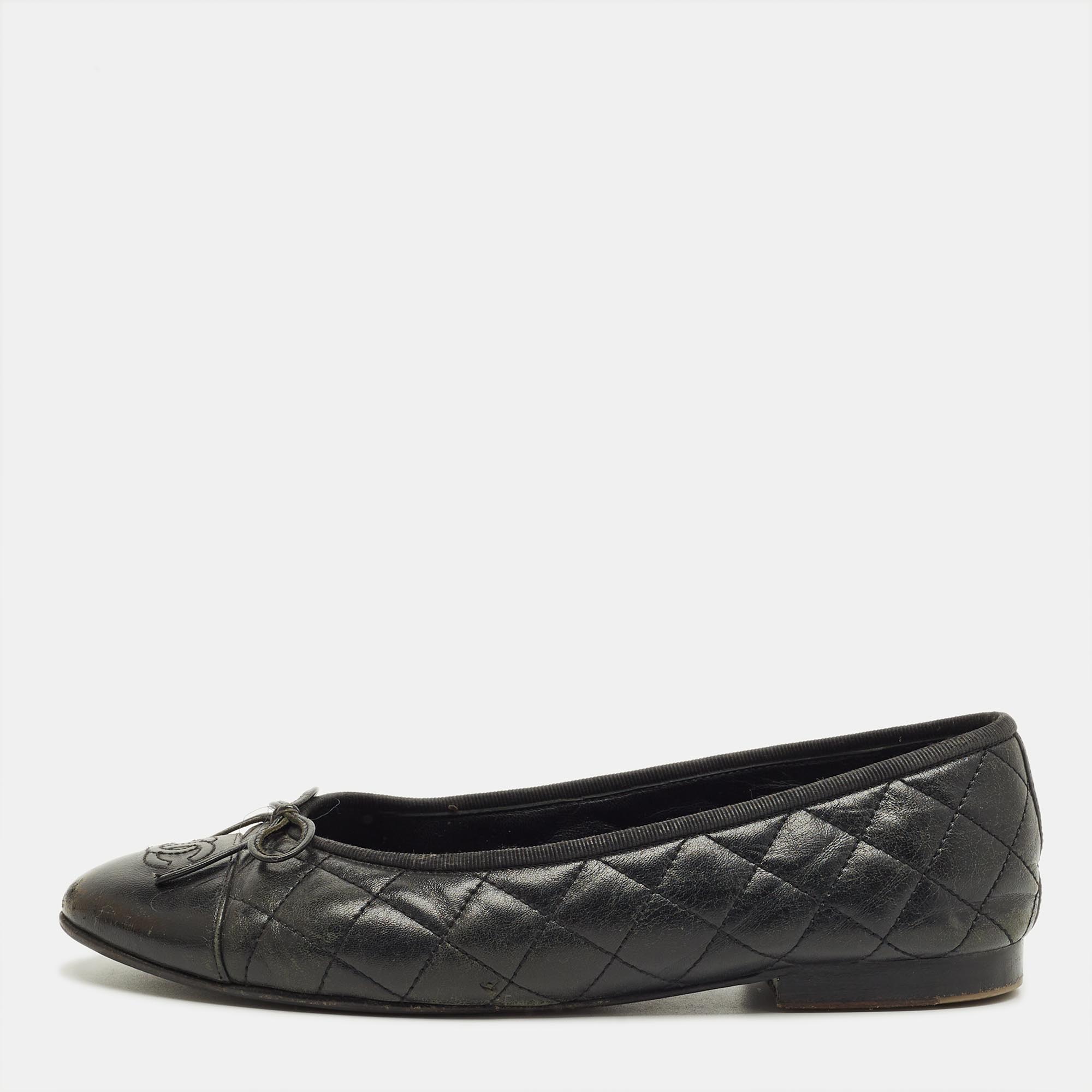 

Chanel Black Cannage Leather CC Cap Ballet Flats Size 40