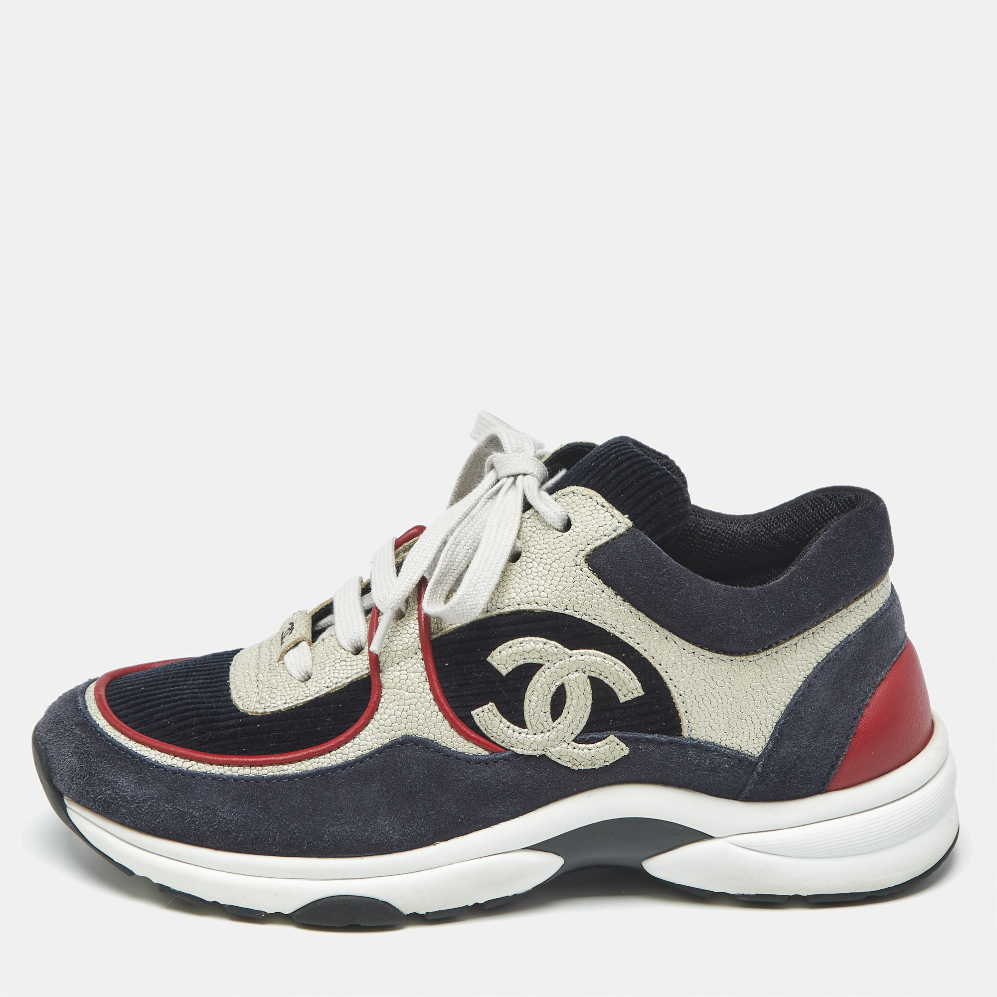 

Chanel Multicolor Leather And Suede CC Logo Lace Up Sneakers Size