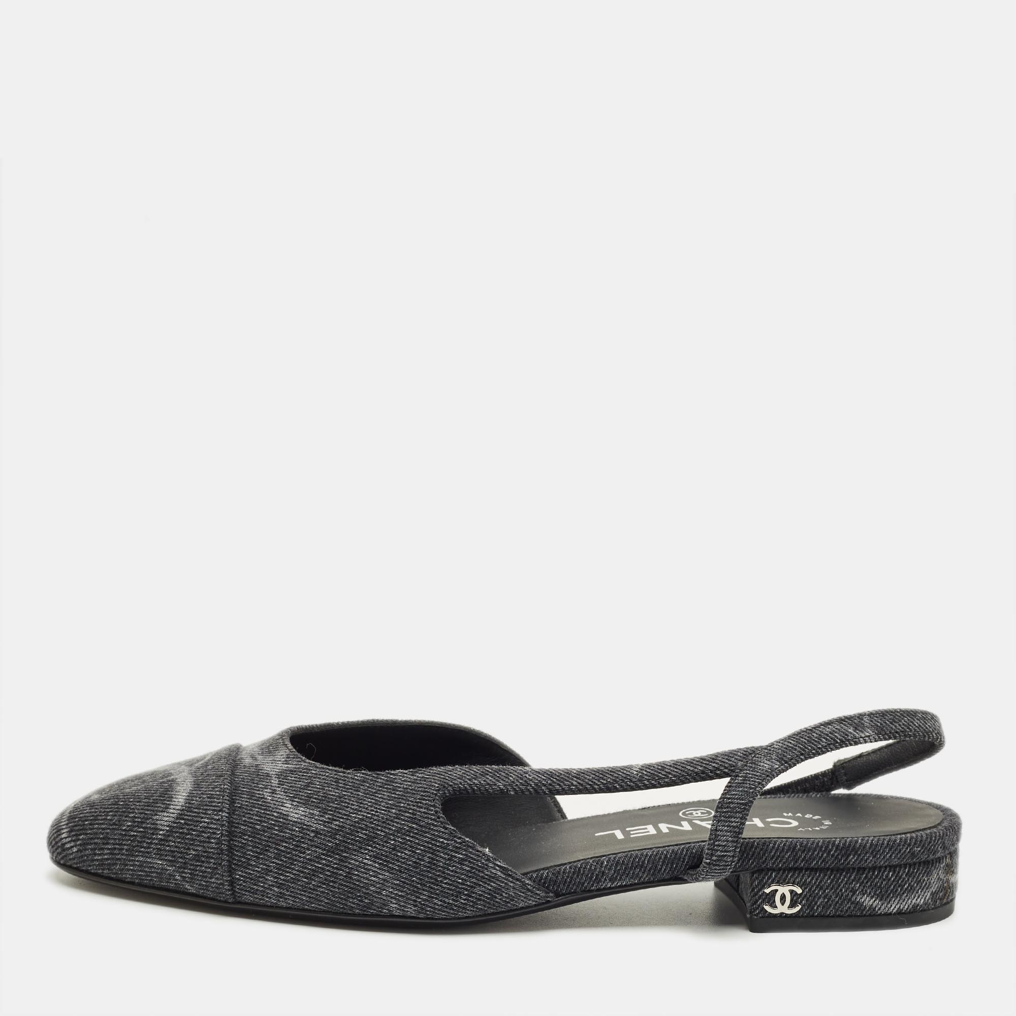 Pre-owned Chanel Grey Denim Cc Cap Toe Slingback Flats Size 37 In Gray