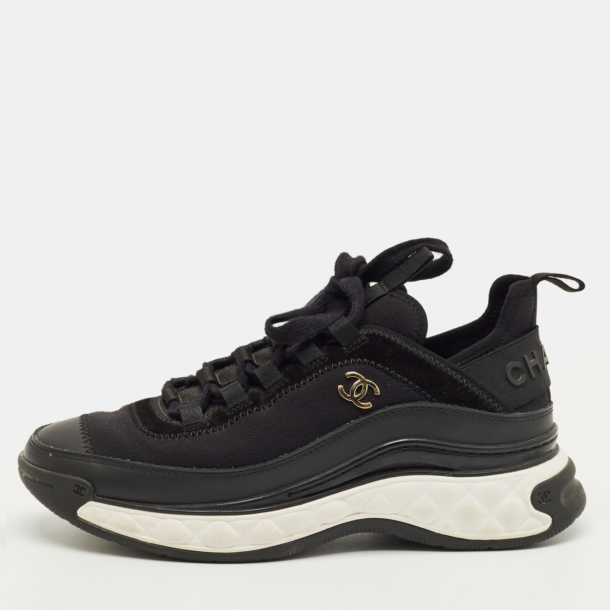 Pre-owned Chanel Black Nylon And Suede Cc Low Top Sneakers Size 36.5