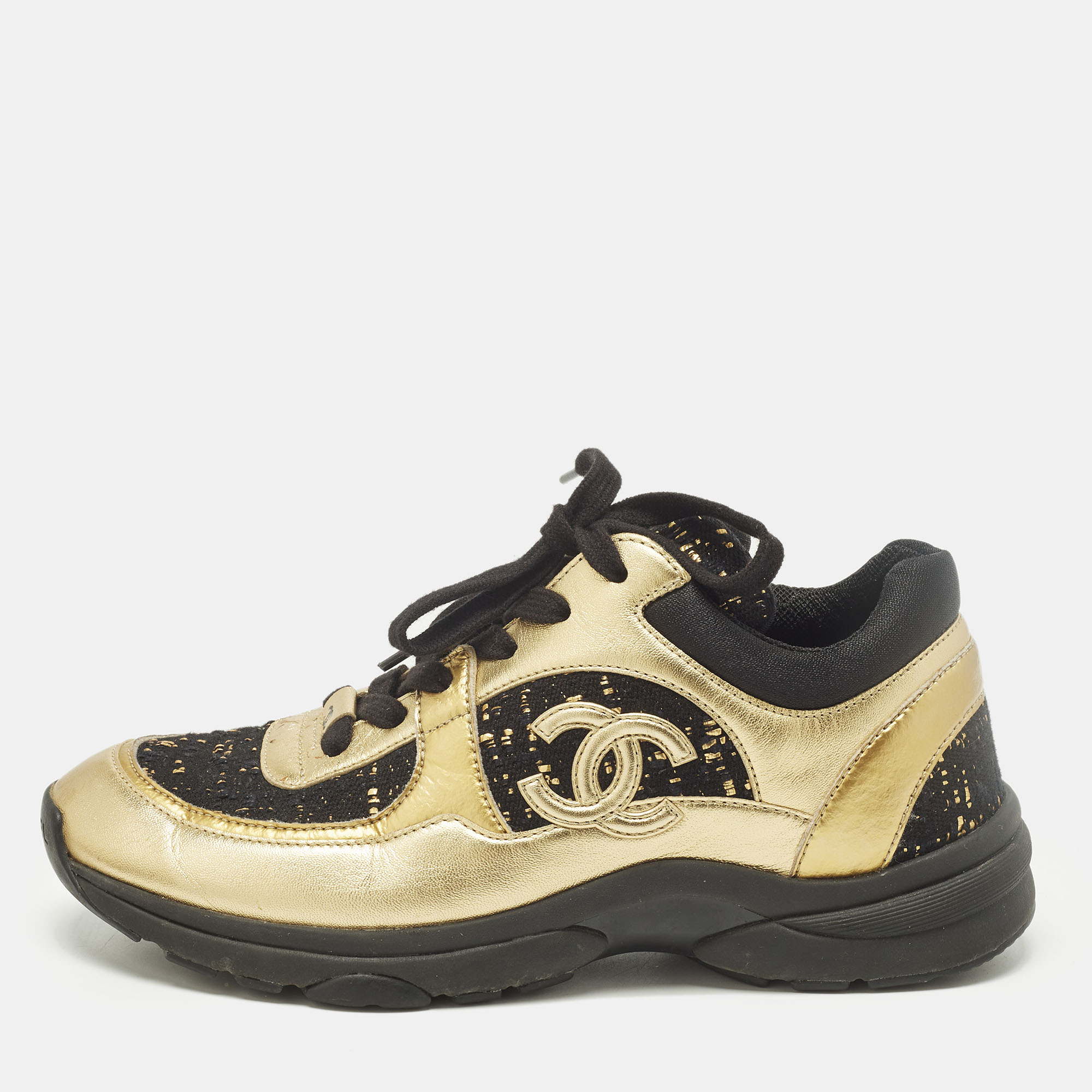 

Chanel CC Size  Black Leather and Tweed Low Top Sneakers