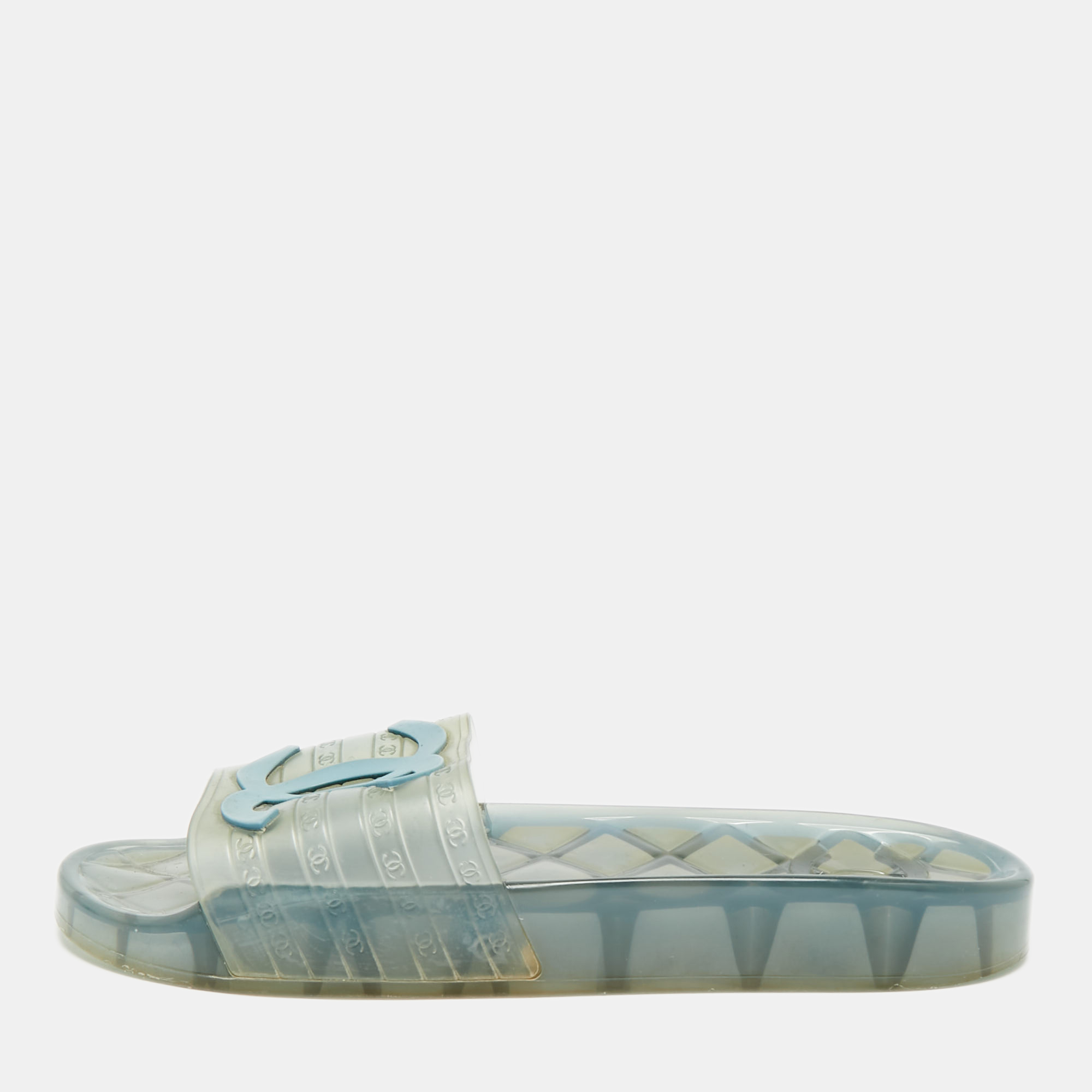 Click to view more detailed imagery on our partner's website Pre-owned Chanel Cc Size 39 Transparent Rubber Pool Slides