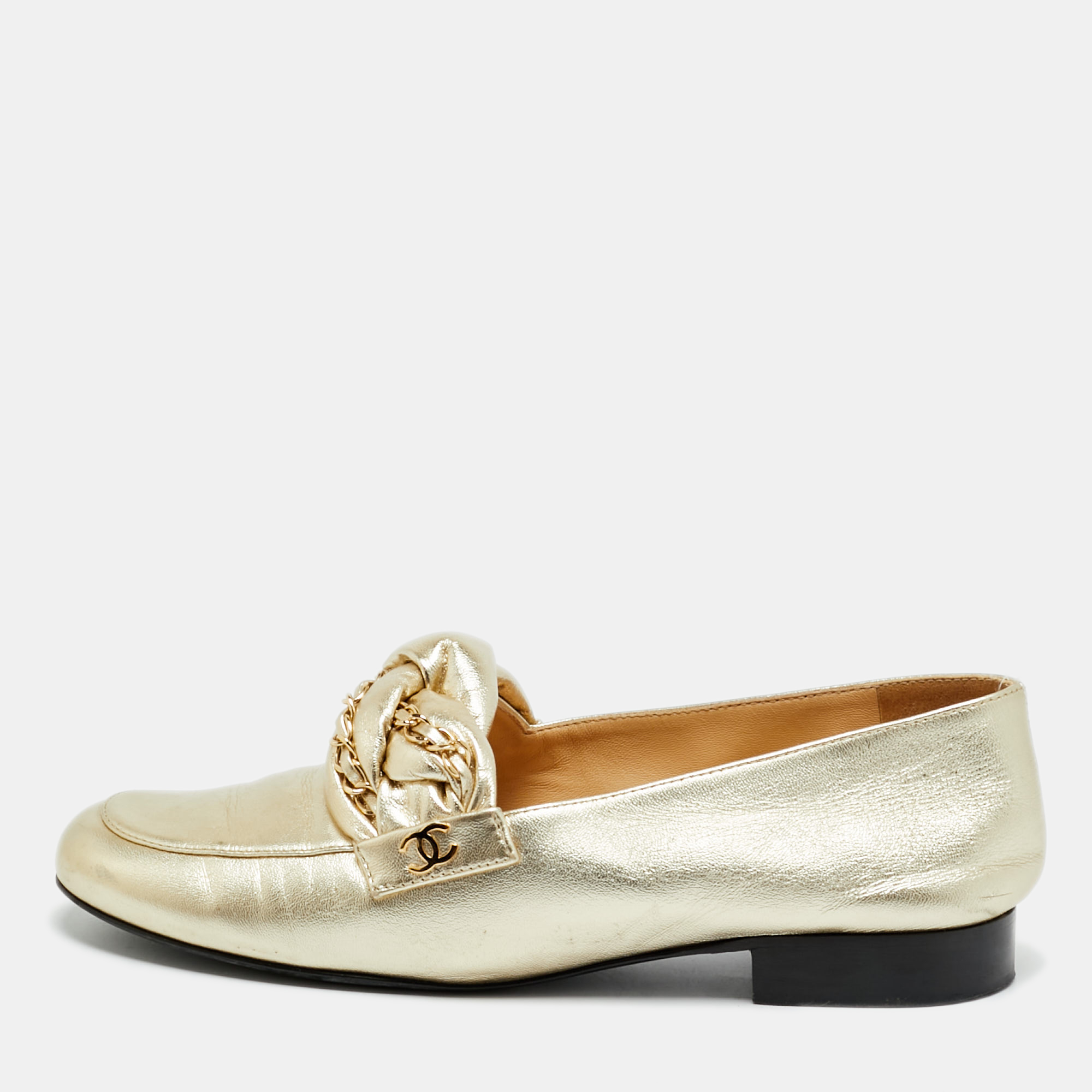 Pre-owned Chanel Logo Embellished Size 38 Gold Leather Loafers