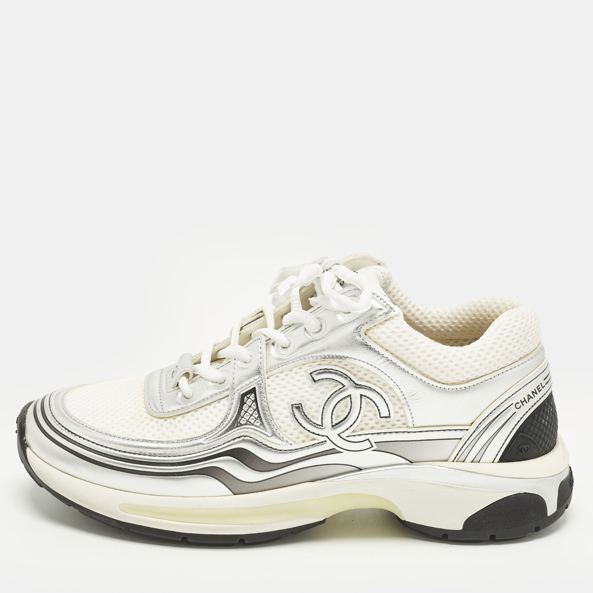 

Chanel CC Size  Silver Fabric and Leather Lace Up Sneakers
