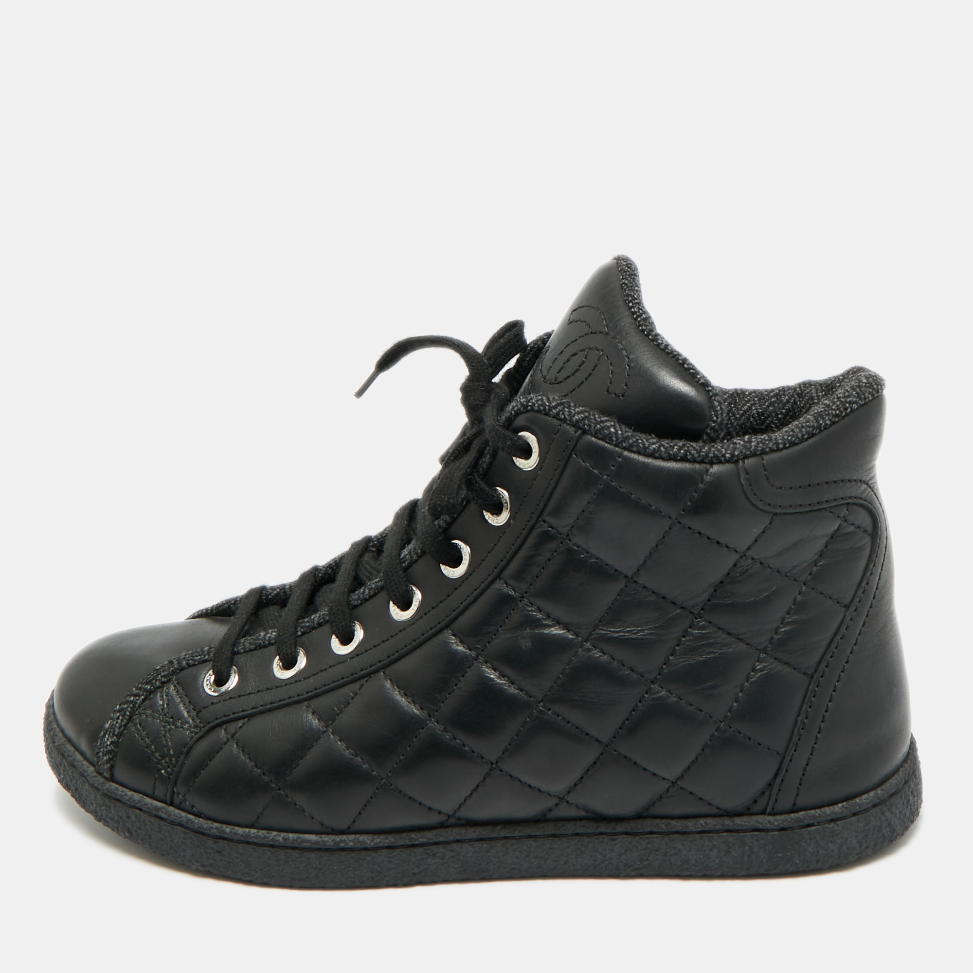 

Chanel Size 35.5 Black Leather Lace Up Sneakers