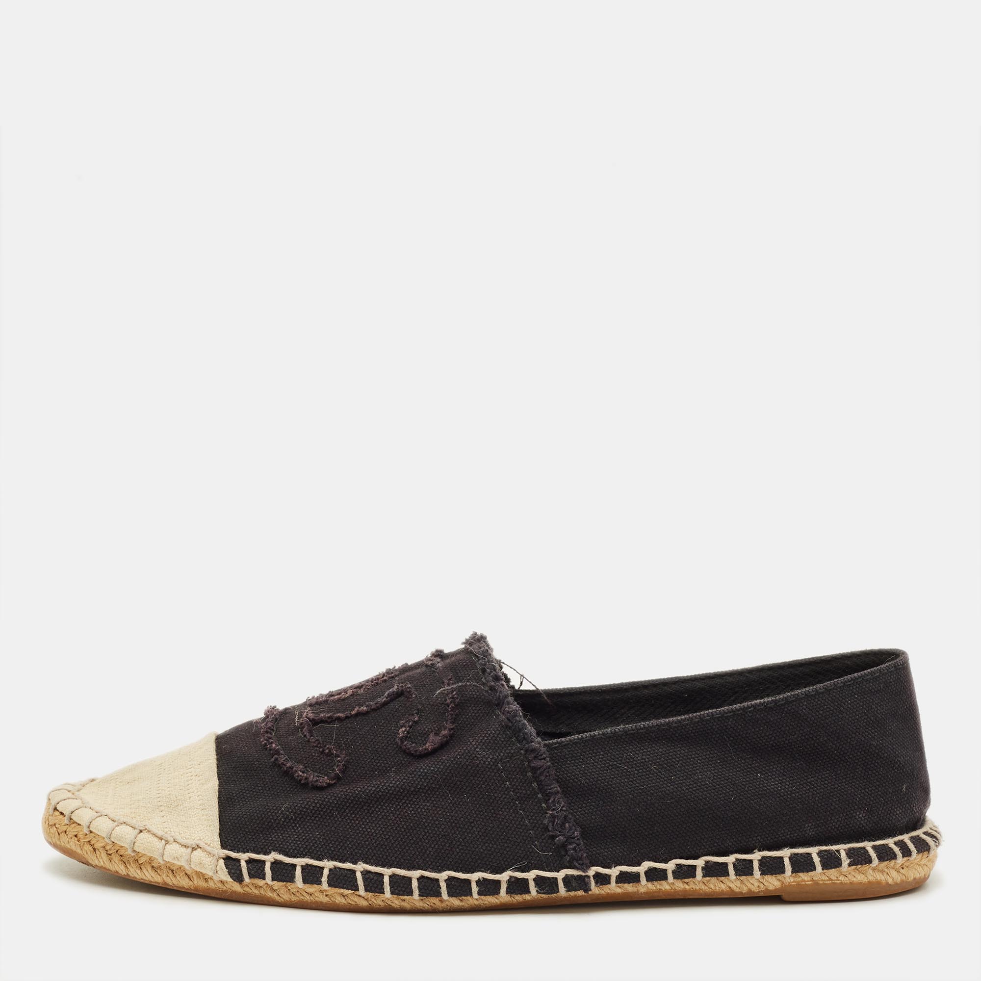 

Chanel CC Interlocking Size  Black Canvas Espadrille Flats