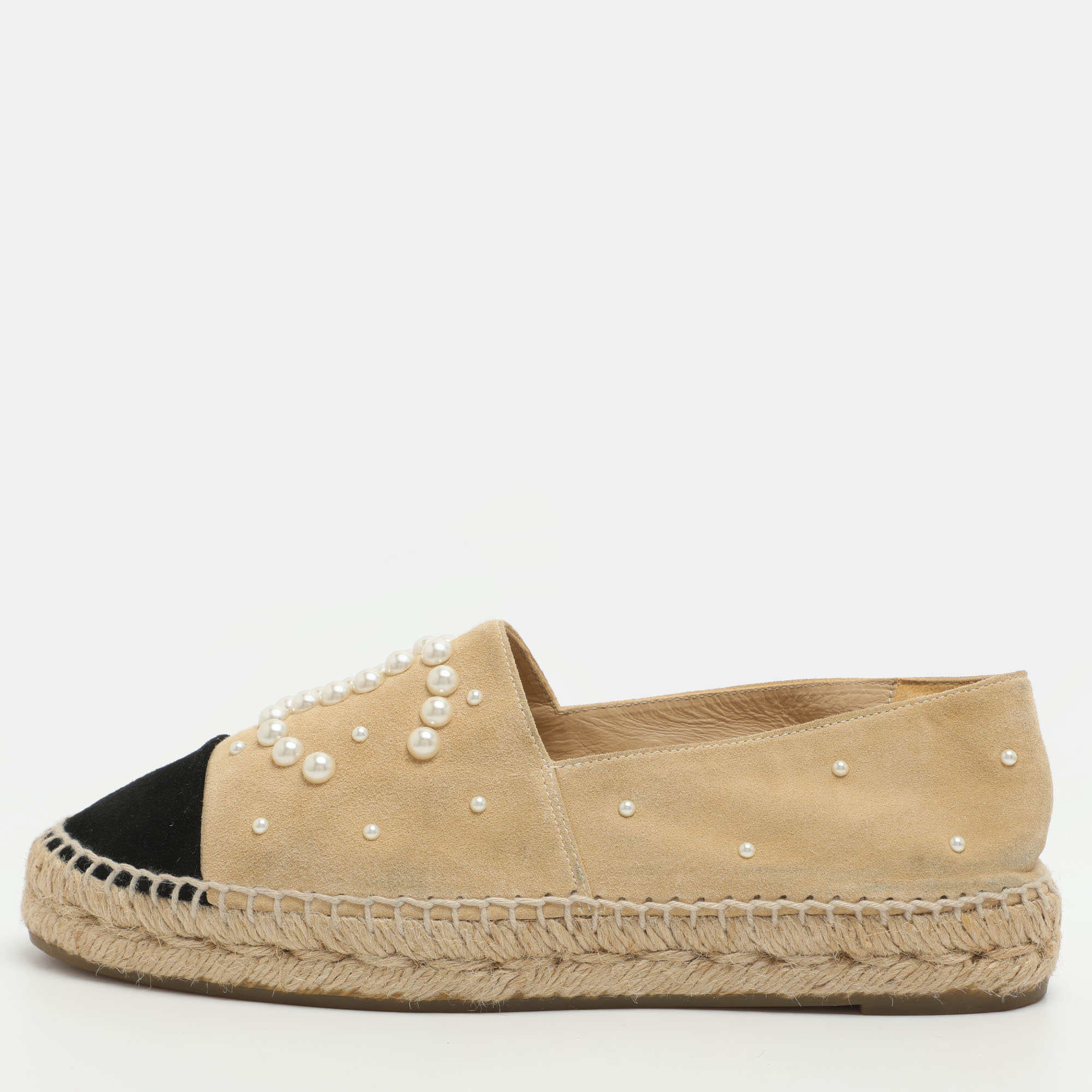 

Chanel CC Pearl Logo Size  Beige/Black Suede Espadrille Flats